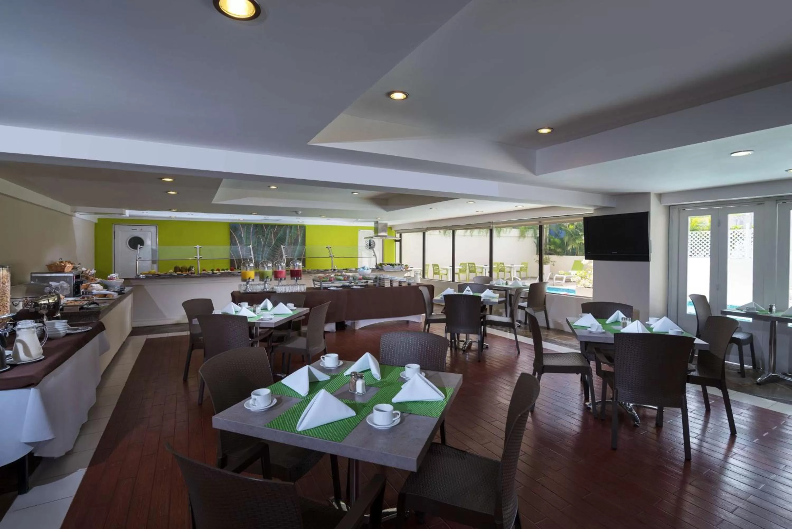 Restaurant/Places to Eat in Radisson Hotel Santo Domingo