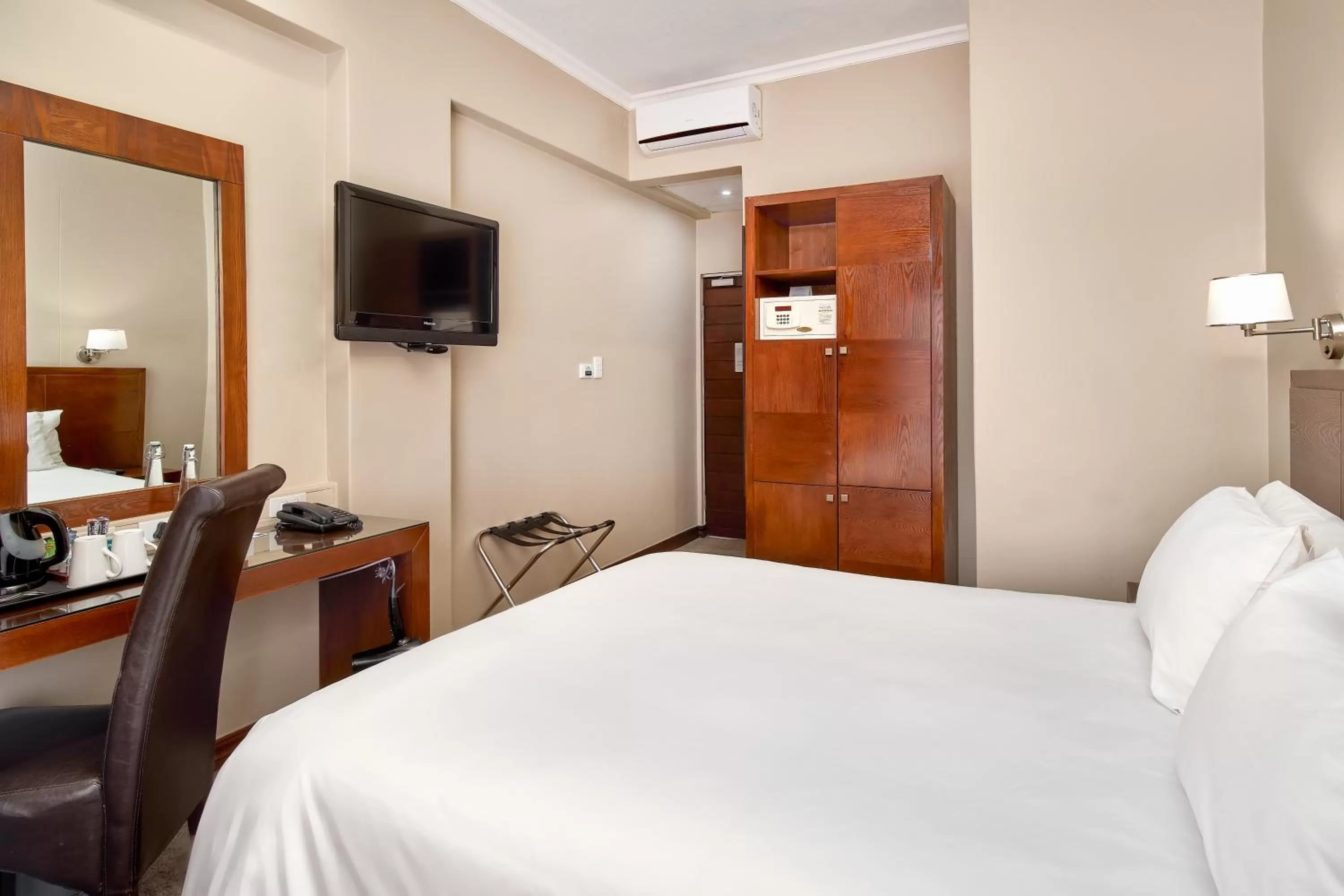 Standard Room - single occupancy in Protea Hotel by Marriott Pretoria Hatfield