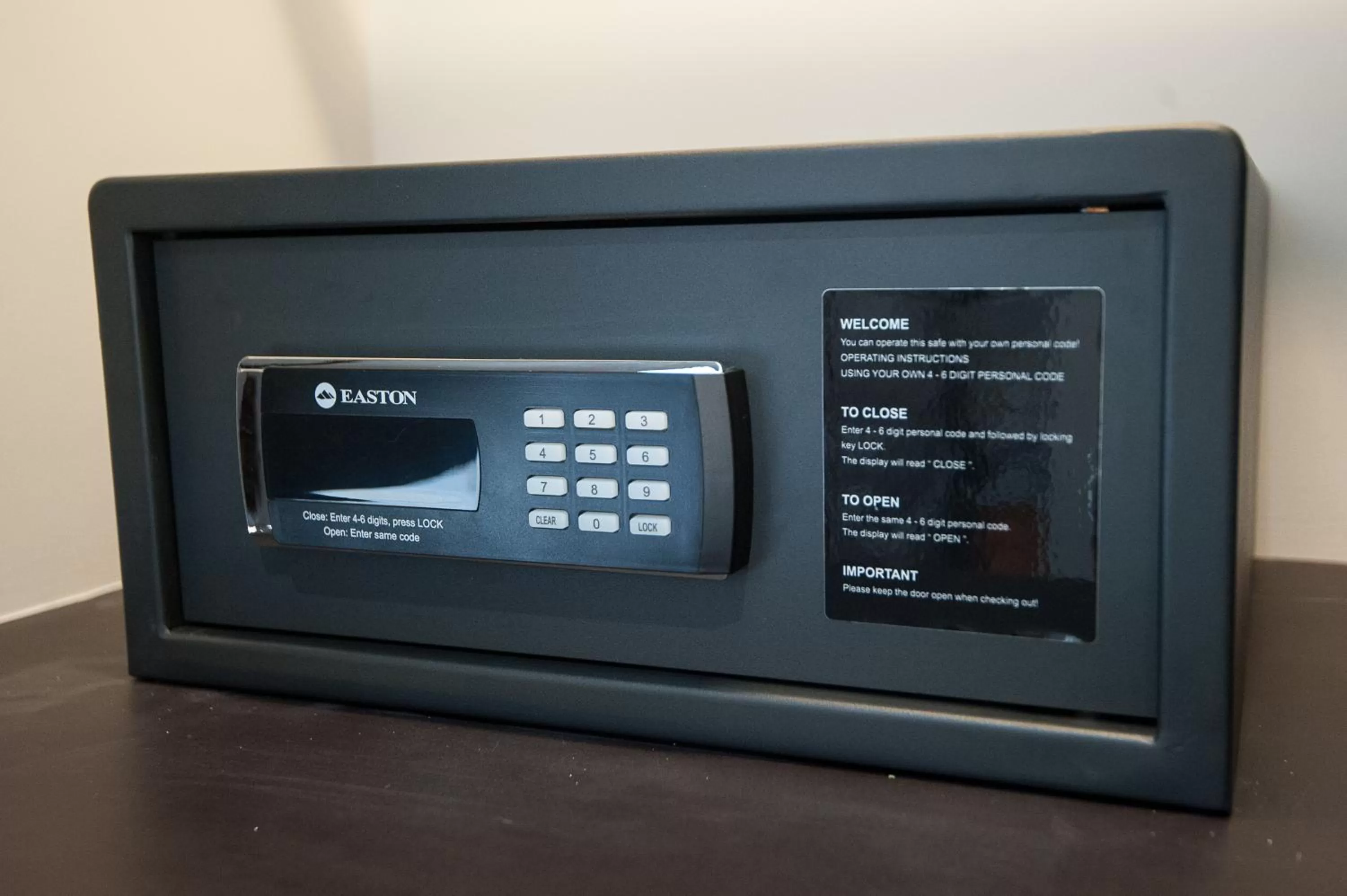 safe in GLOW PARK HOTEL Grand Royal Palace