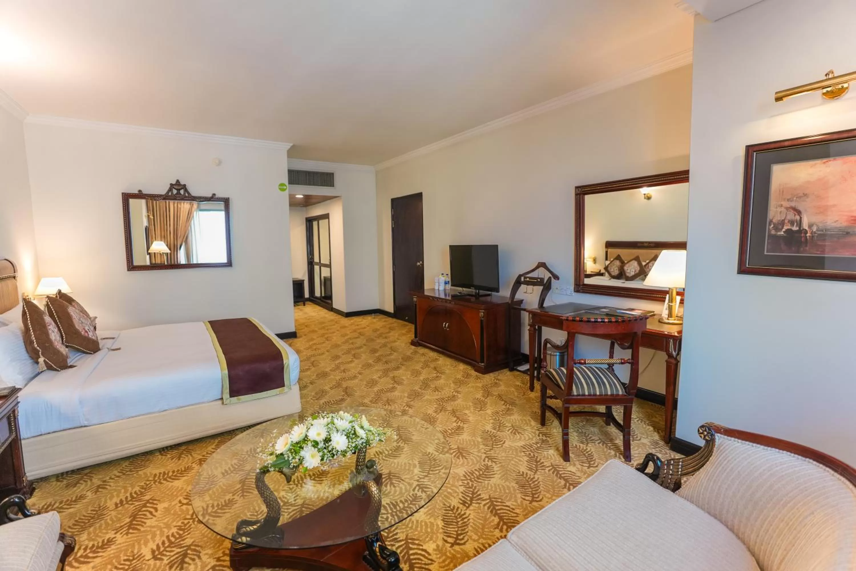 Photo of the whole room, Bed in Hotel Sarina