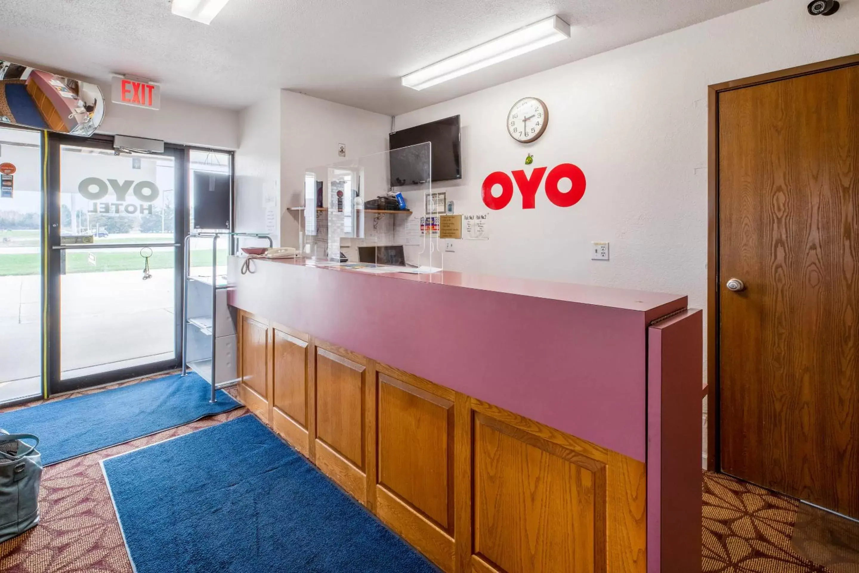 Lobby or reception in OYO Hotel Chesaning Route 52 & Hwy 57