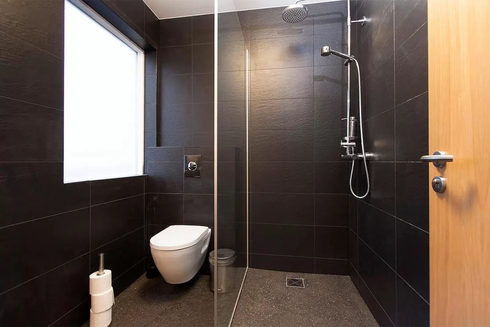Family Room with Shared Bathroom in KEF Guesthouse by Keflavík airport Family Room with Shared Bathroom in KEF Guesthouse by Keflavík airport
