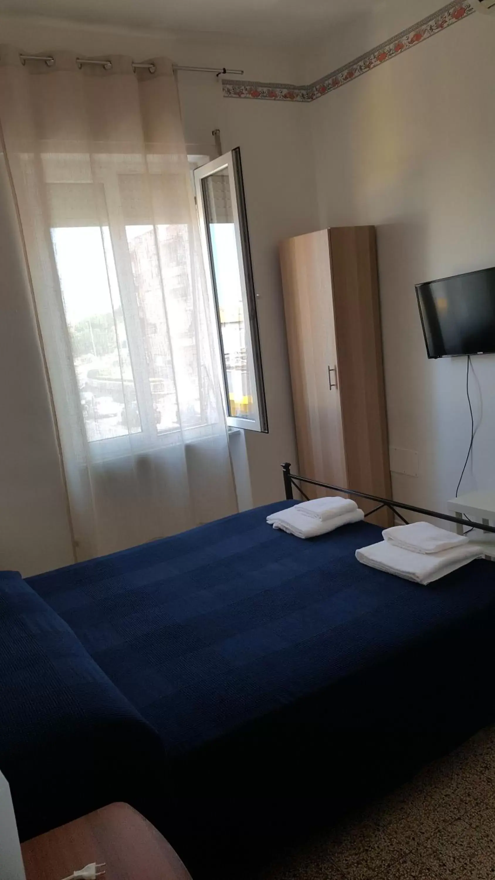 Bed in Albergo Pensione Ardenza SELF CHECK-IN