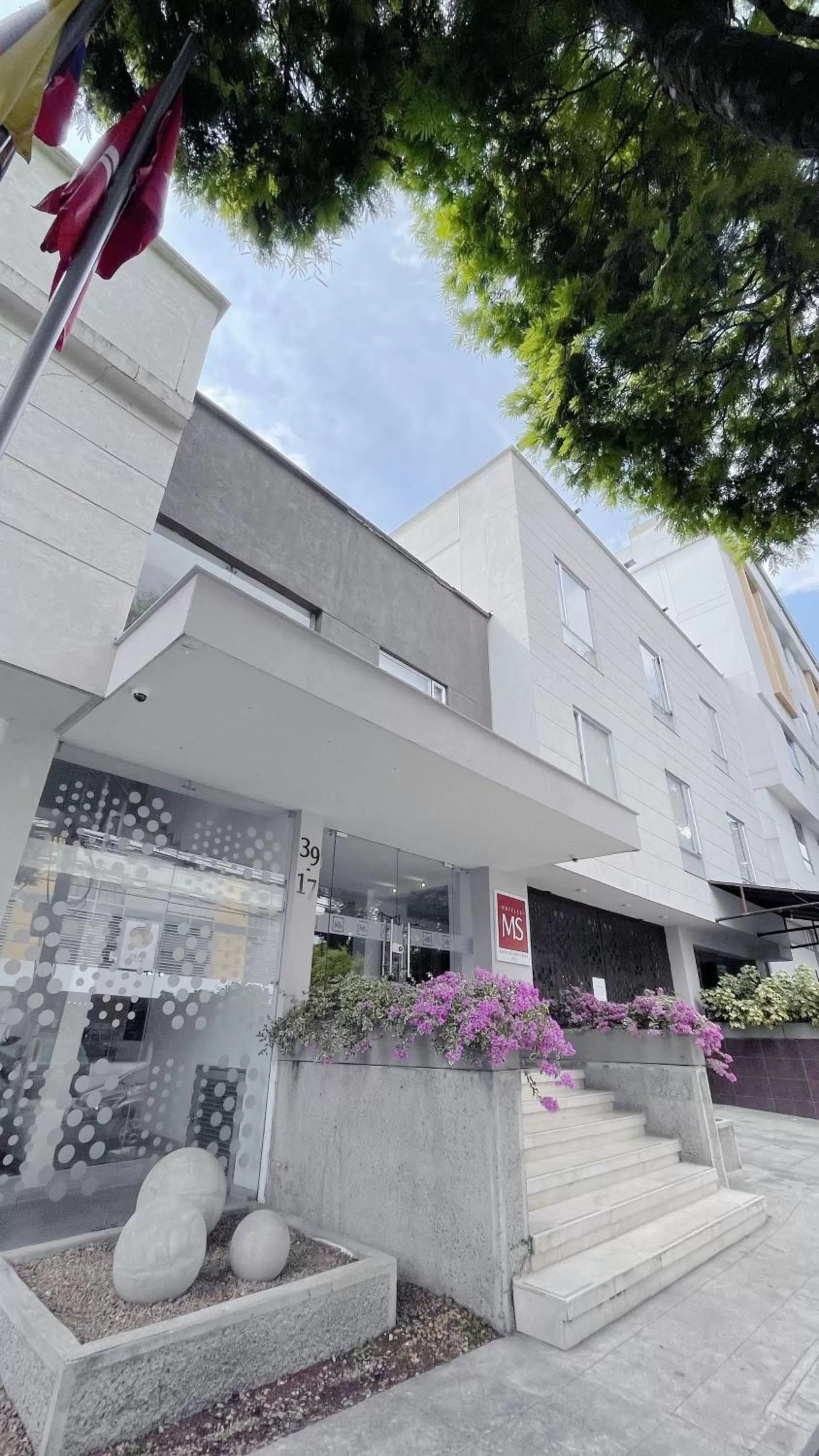 Hotel MS Pacifico Chipichape