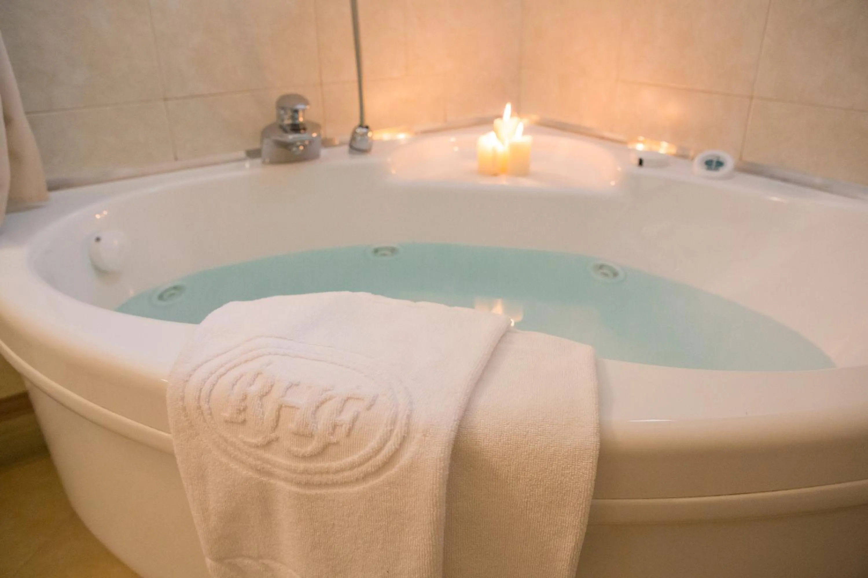 Bath in Romantic Hotel Furno