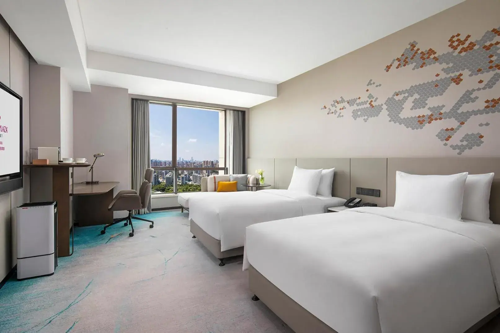 Photo of the whole room, Bed in Crowne Plaza Shanghai Jinxiu by IHG Photo of the whole room, Bed in Crowne Plaza Shanghai Jinxiu by IHG