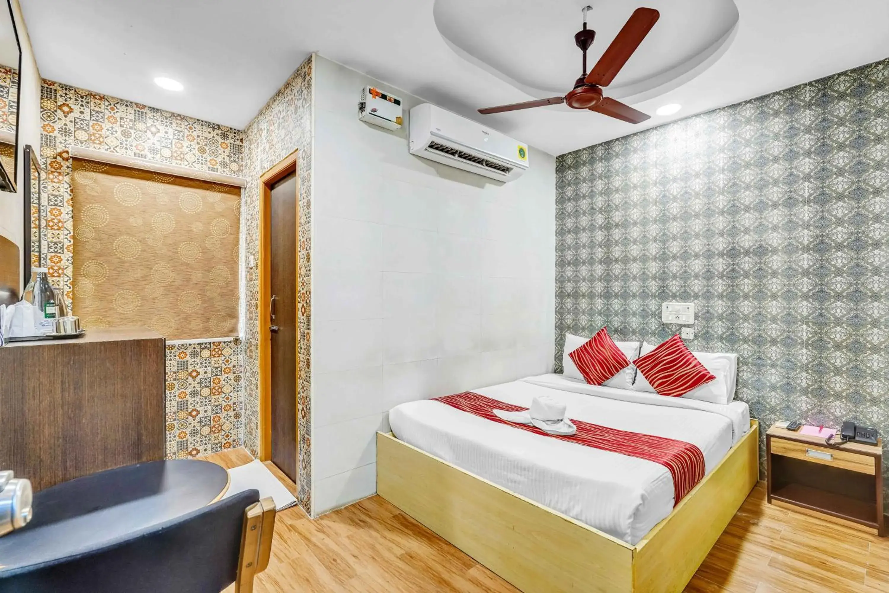 Property building, Bathroom in Season 4 Residences - Teynampet Near Apollo Hospital ,Balaji Dental, US Consulate