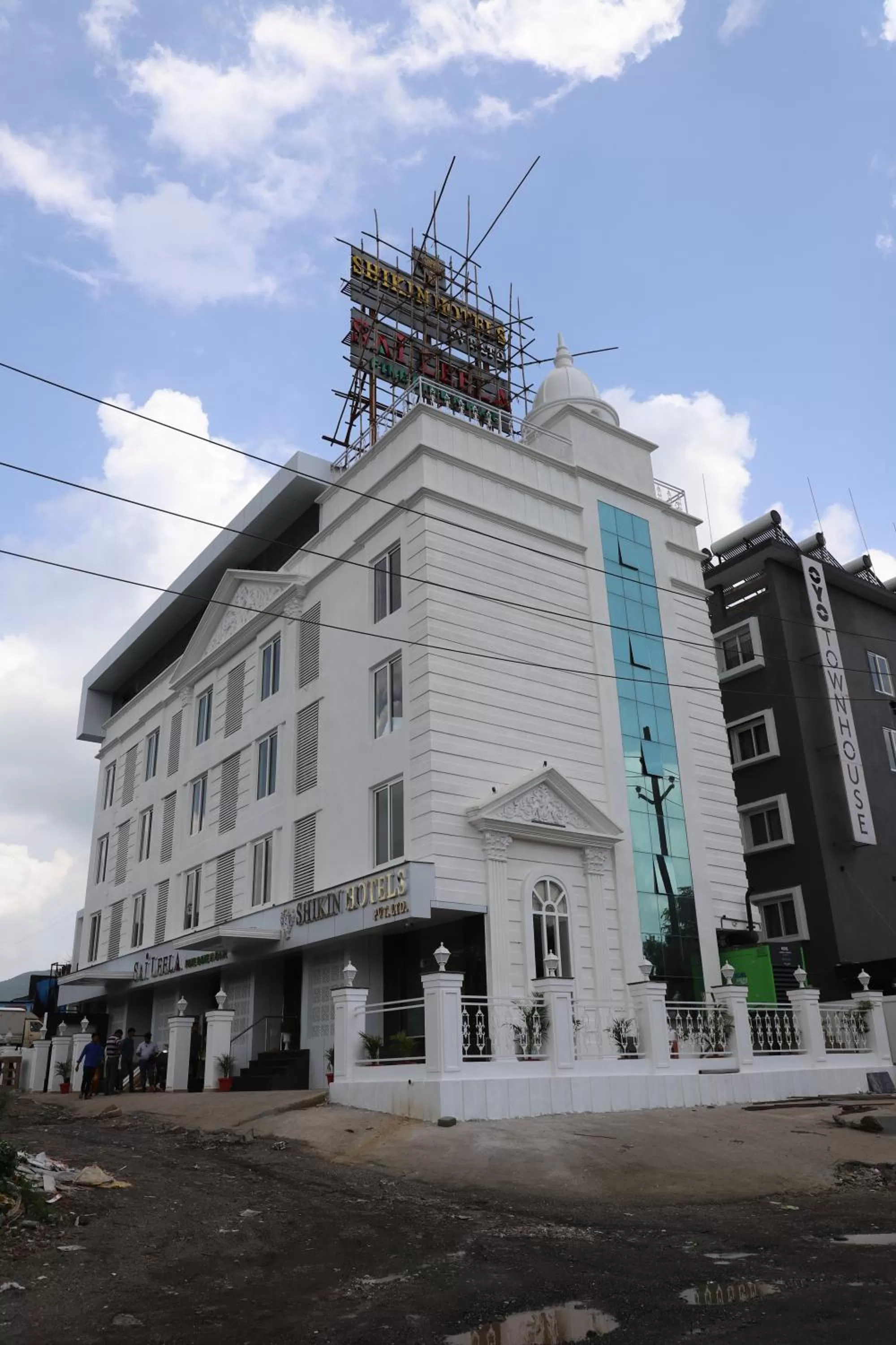 Property Building in Shikin Hotels (Close to Palm Beach Road)