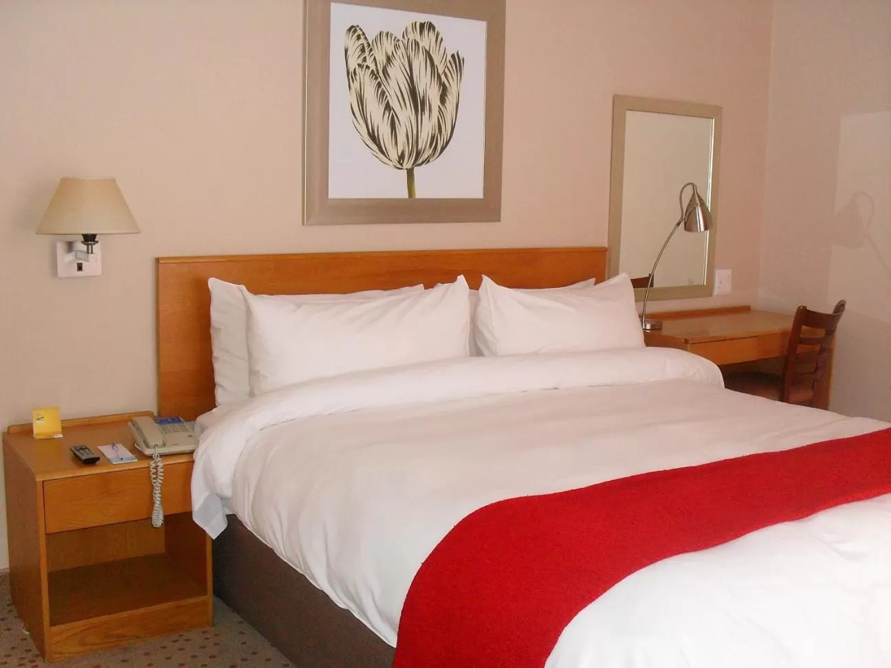 Bedroom, Bed in Garden Court Nelson Mandela Boulevard