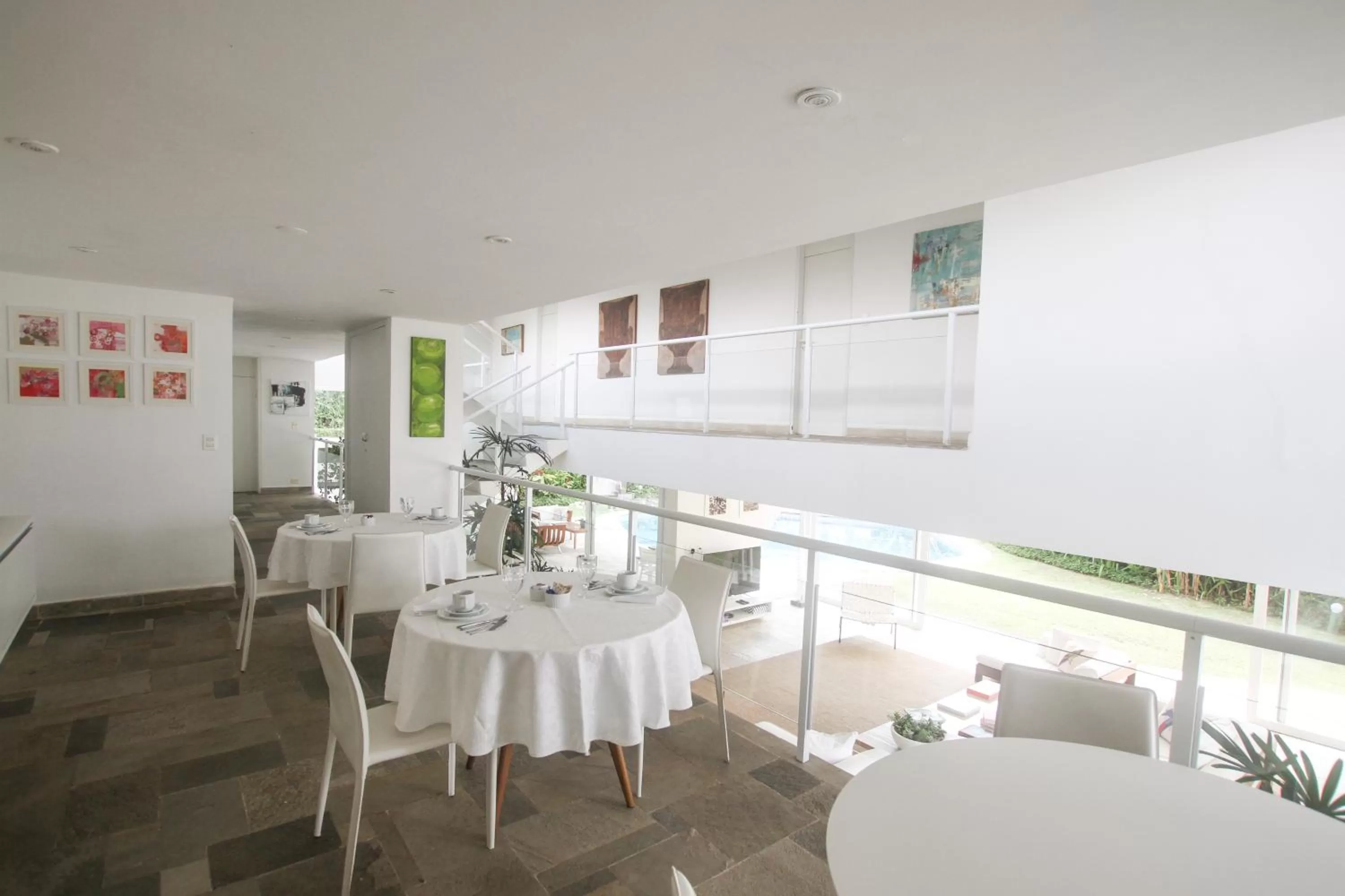 Restaurant/places to eat in Guest House Guarujá Hotel Boutique