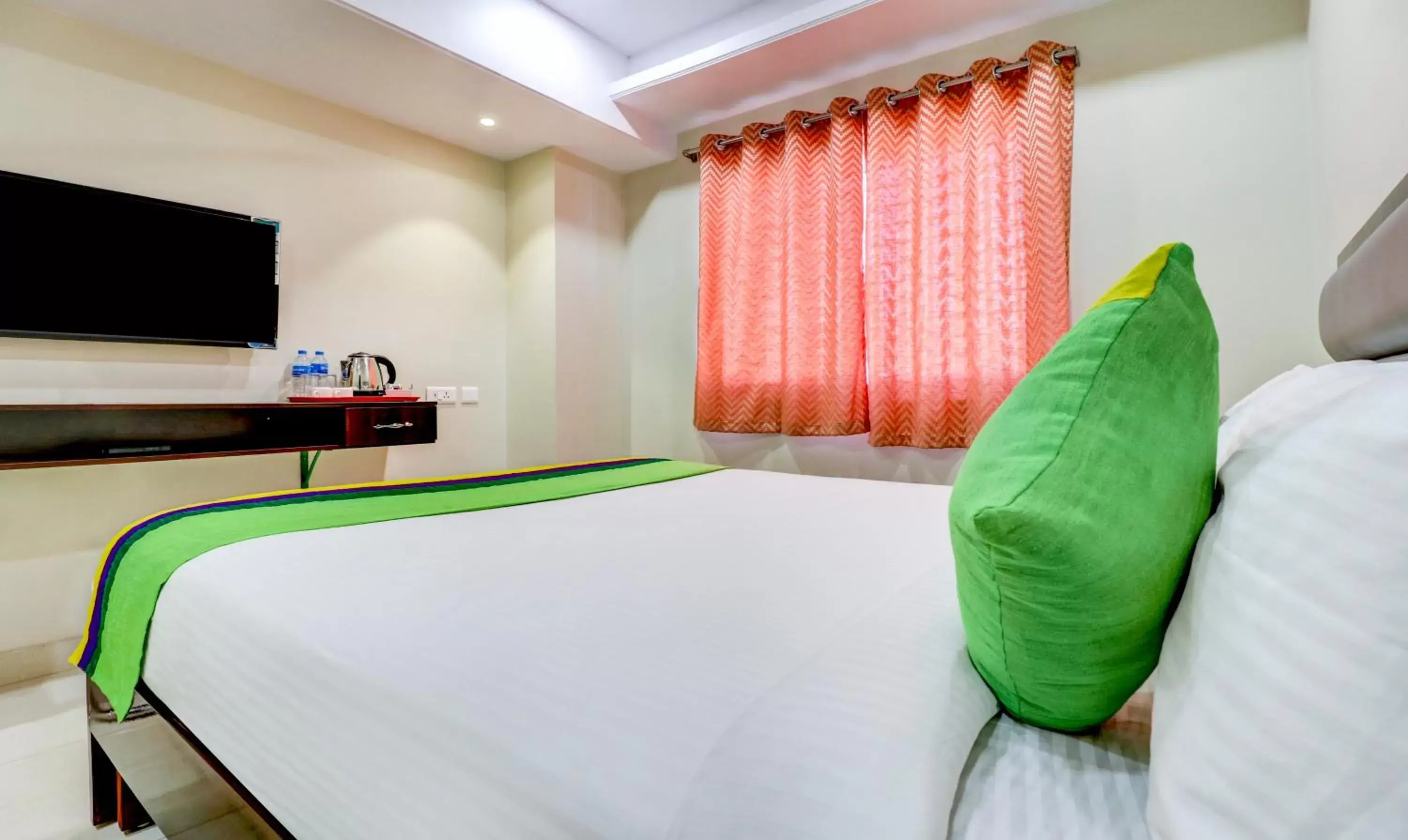 Bedroom, Bed in Treebo Grand Milan Bedroom, Bed in Treebo Grand Milan