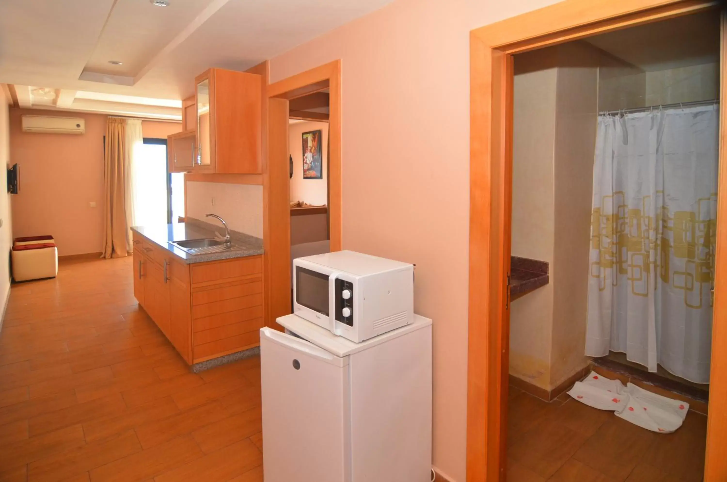 Bathroom, Kitchen/Kitchenette in Atlantic Palm Beach