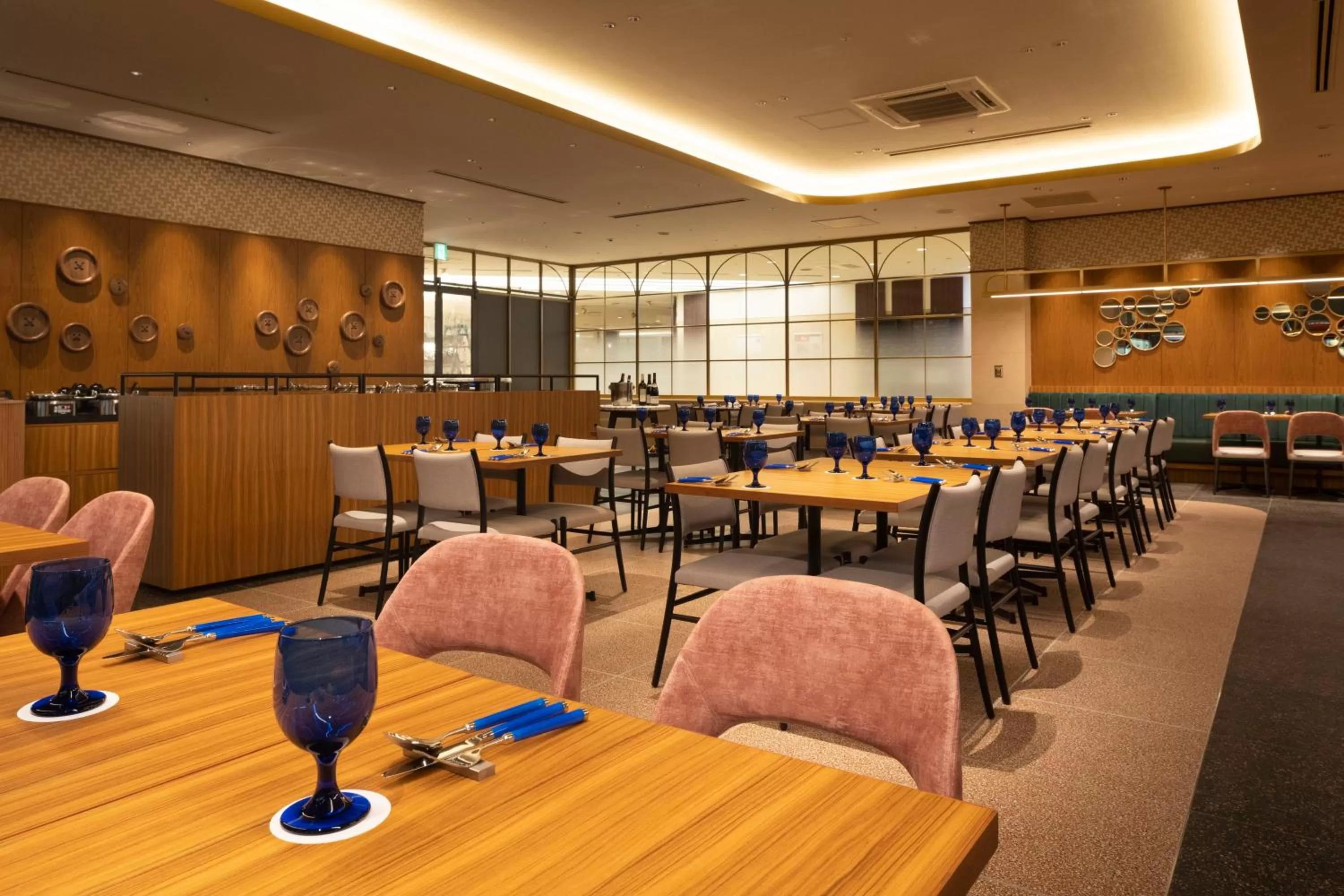 Restaurant/places to eat in ART HOTEL Nippori Lungwood