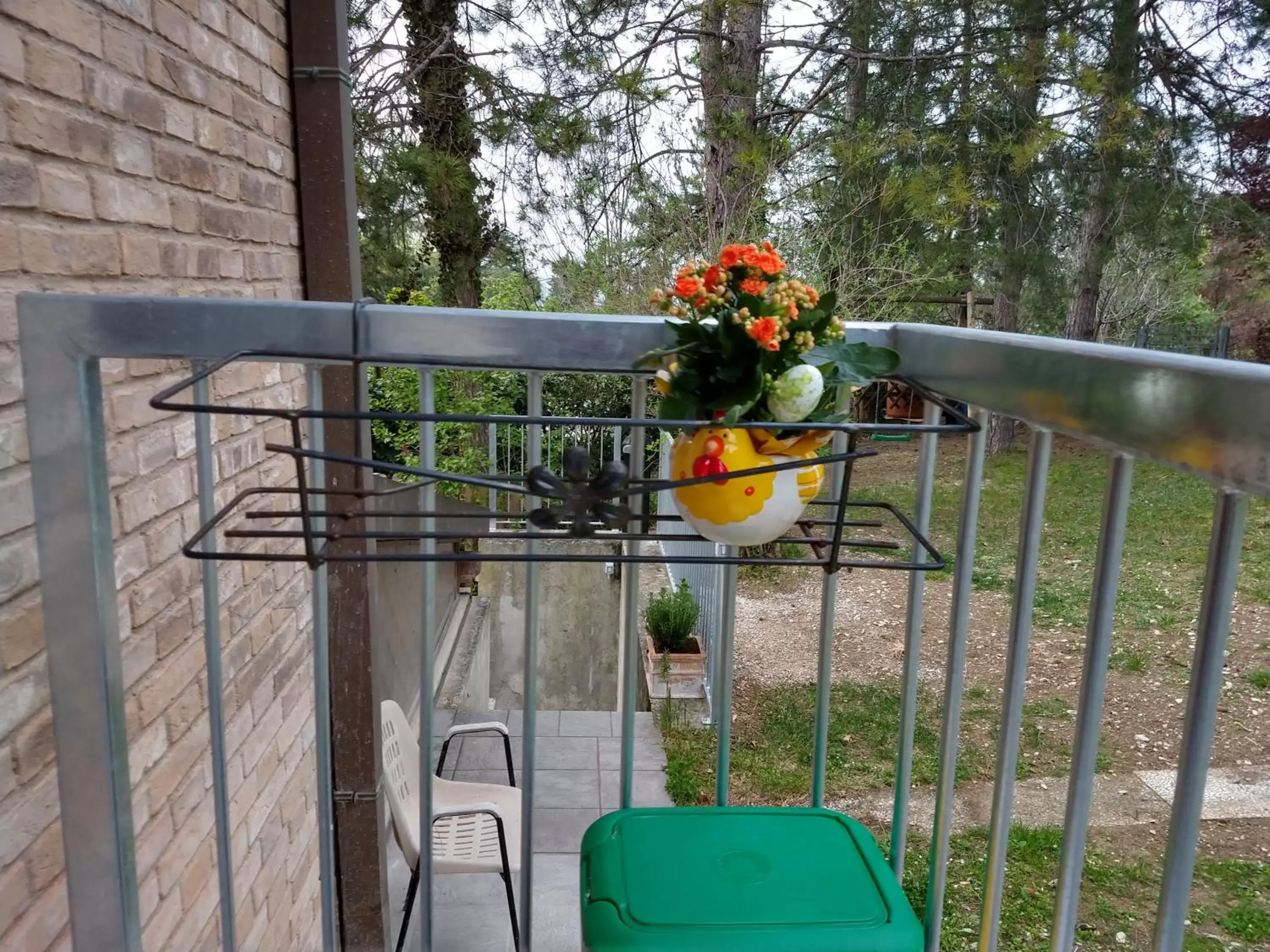 Garden view, Balcony/Terrace in B&B IL TORCHIO-URBINO