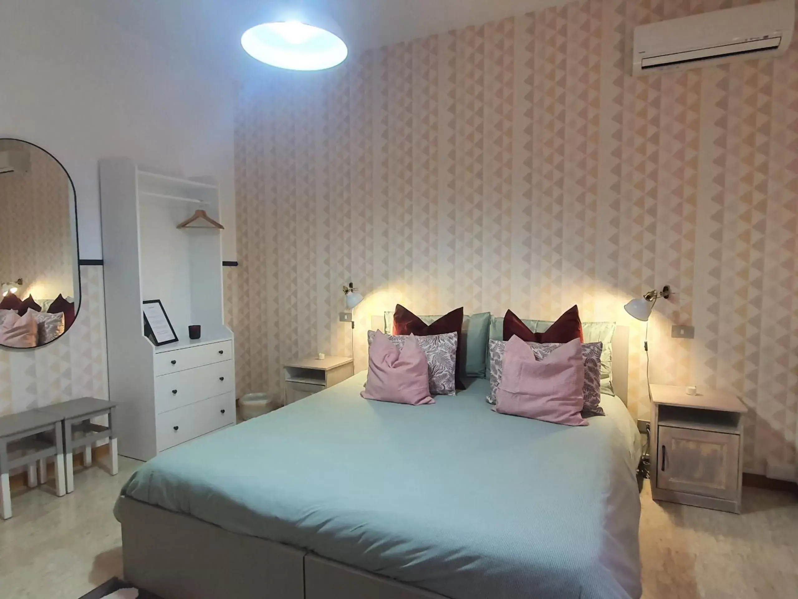 Bed in Villa Rosa - Sperlonga Vertice Rooms