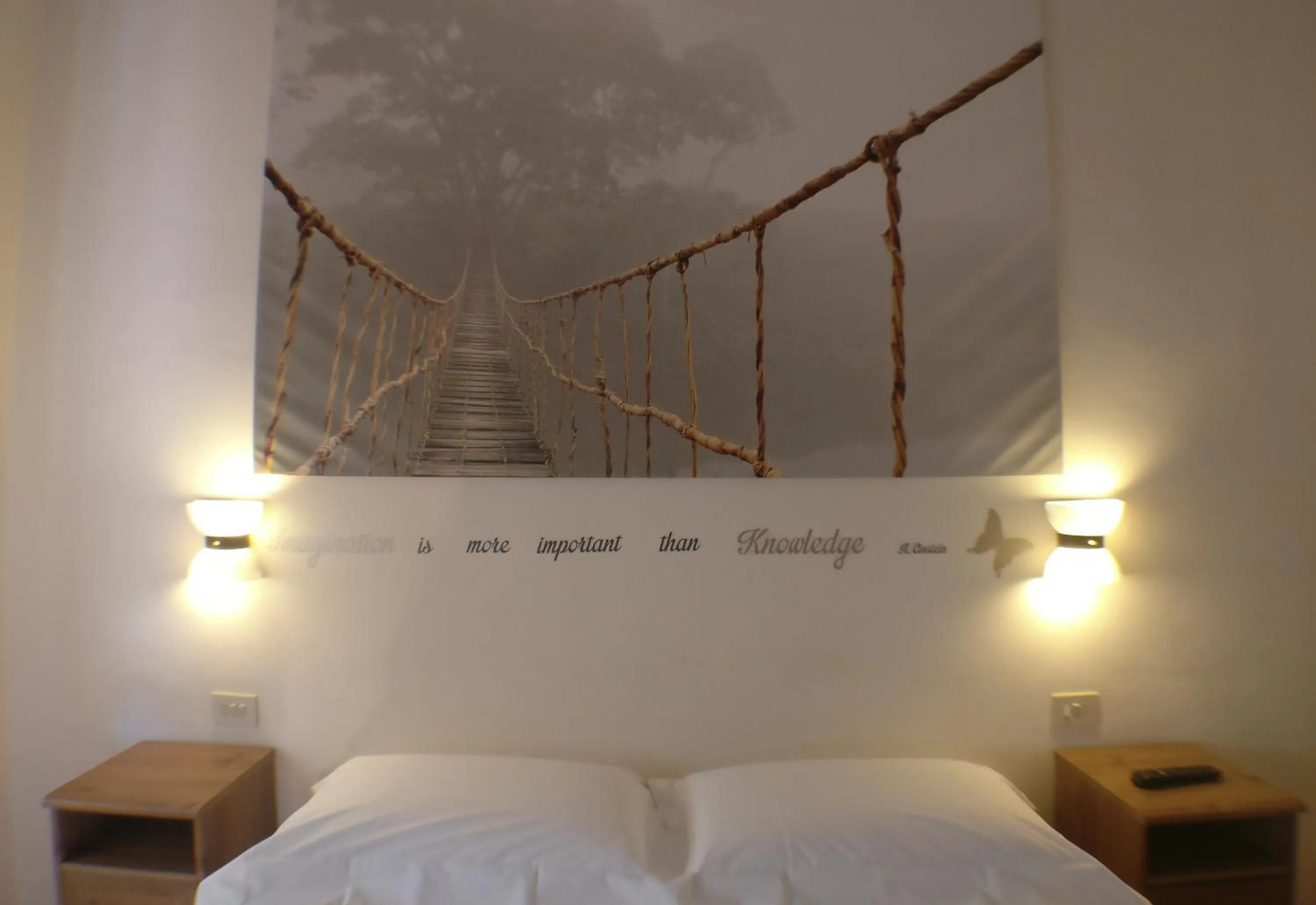 Bed in Il Girasole High Quality Inn