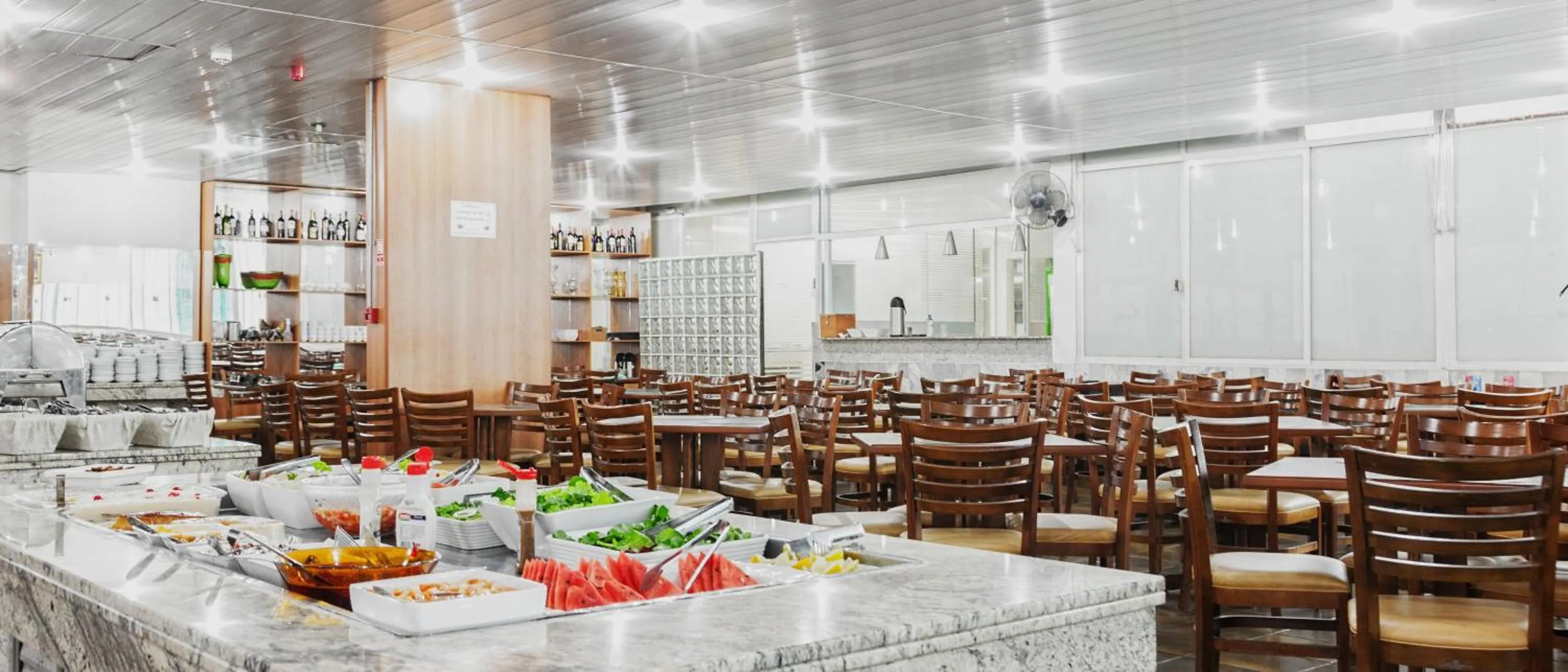 Restaurant/places to eat in Hotel Nacional Inn Poços de Caldas - Lazer completo e Gastronomia no Centro