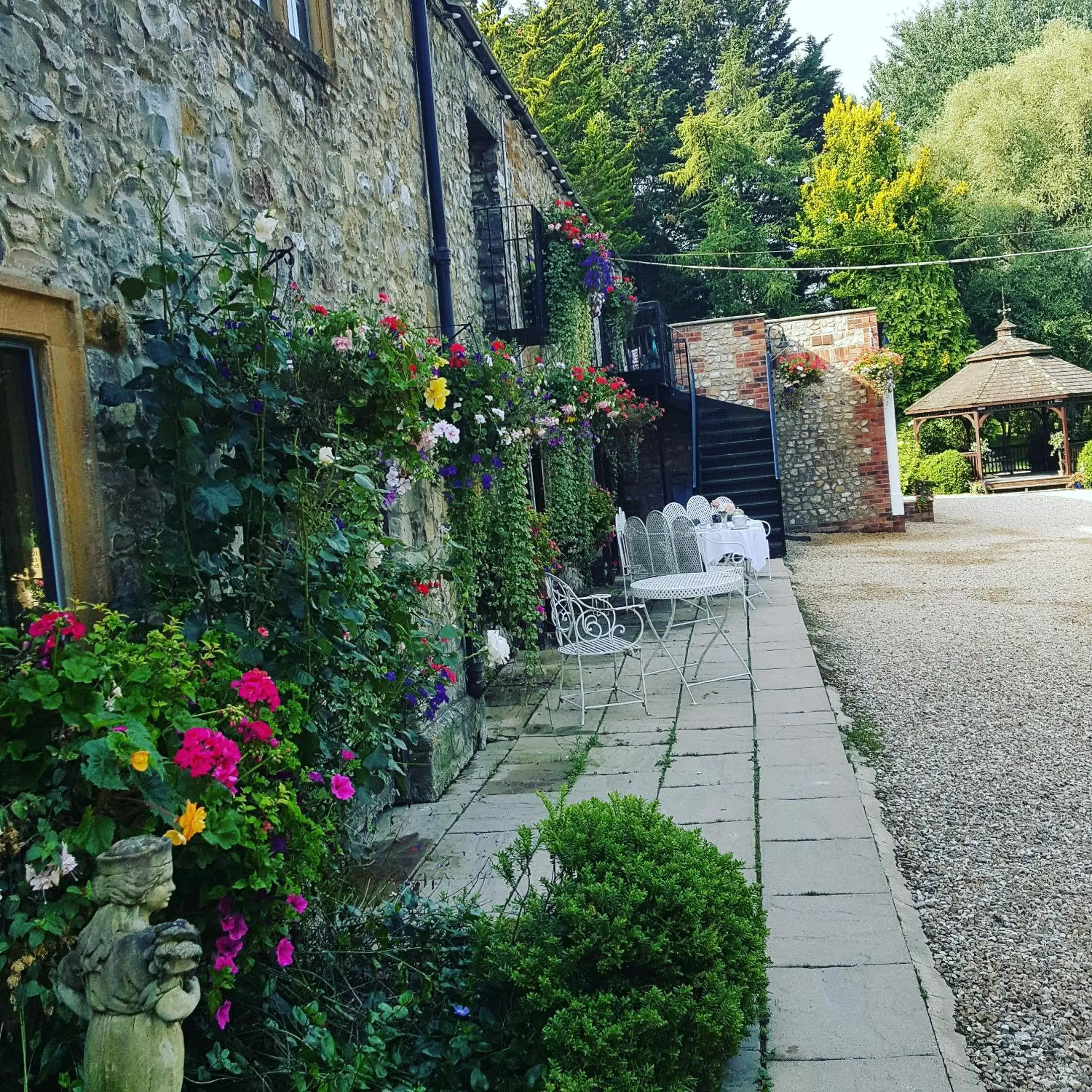 Garden in Hornsbury Mill