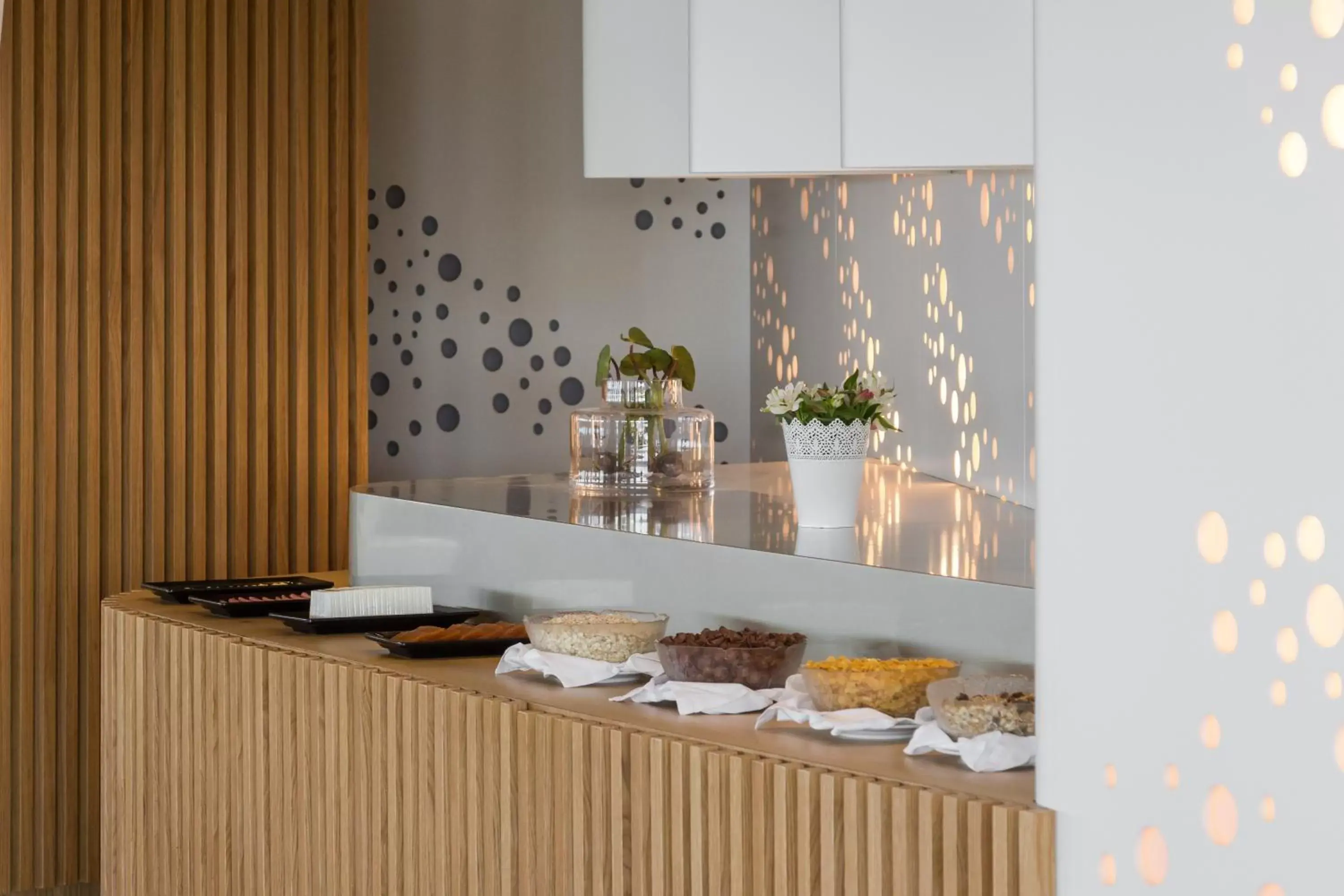 Restaurant/places to eat in Axis Ofir Beach Resort Hotel Restaurant/places to eat in Axis Ofir Beach Resort Hotel