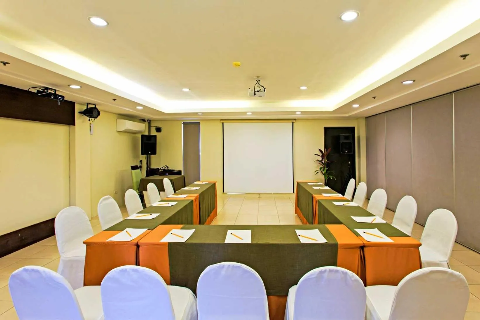 Alpa City Suites Hotel