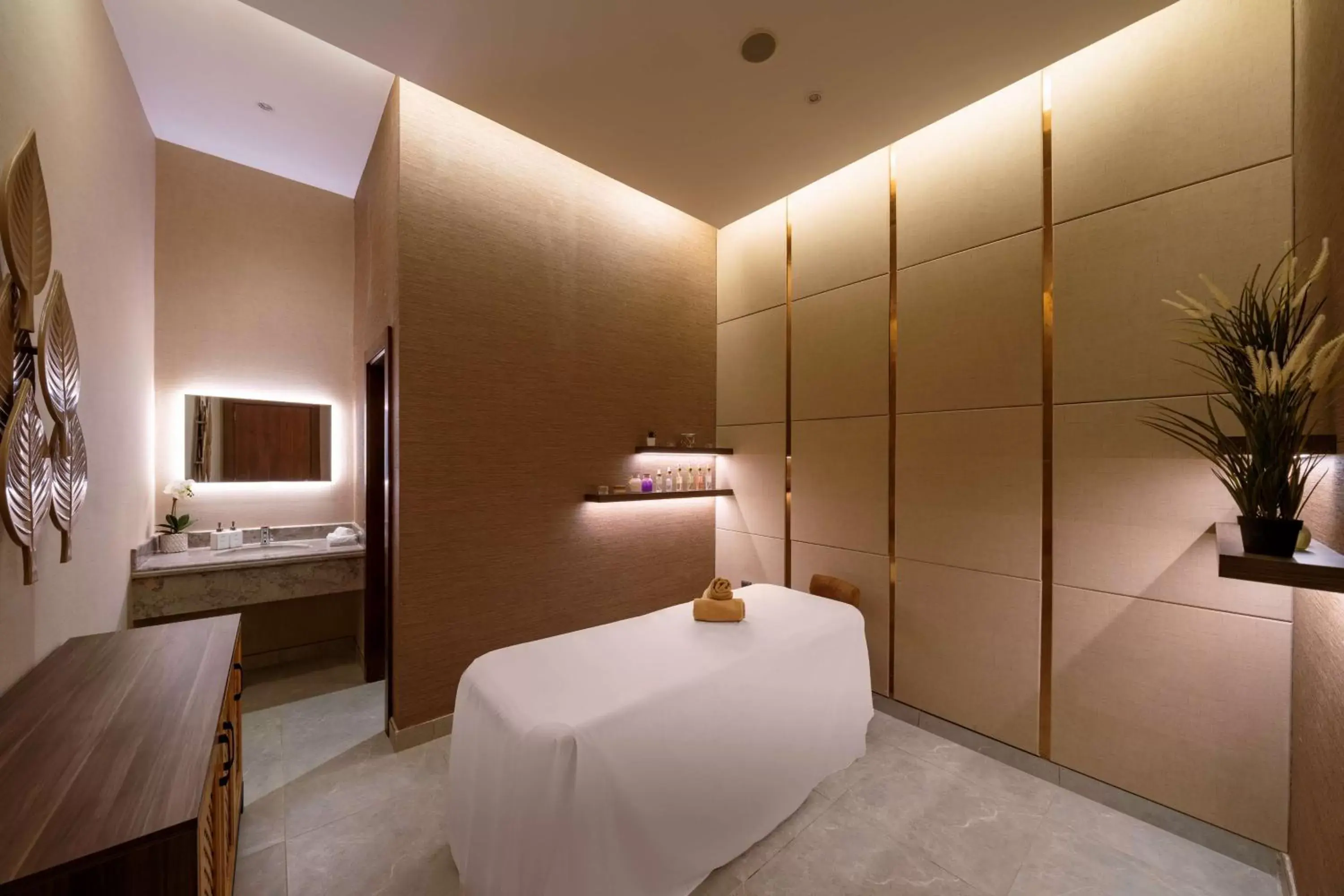 Spa and wellness centre/facilities in Radisson Hotel Riyadh Airport