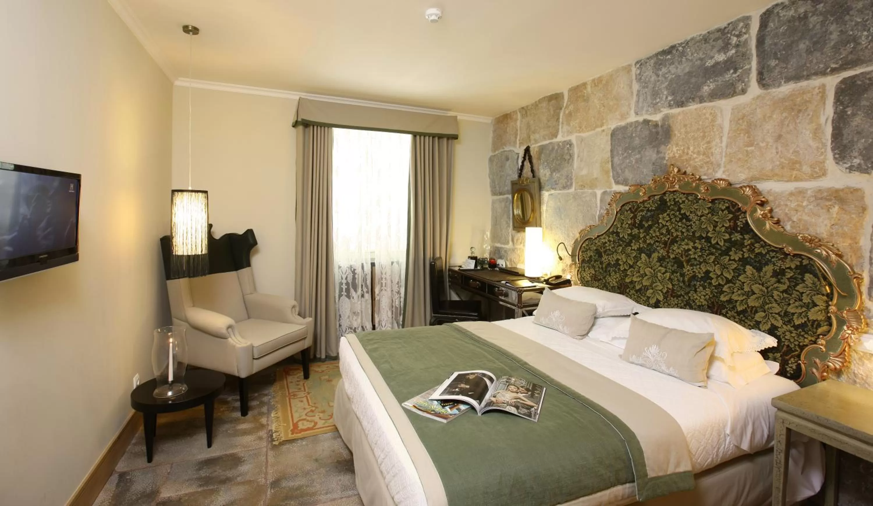 Bedroom, Bed in Solar do Castelo - Lisbon Heritage Collection - Alfama