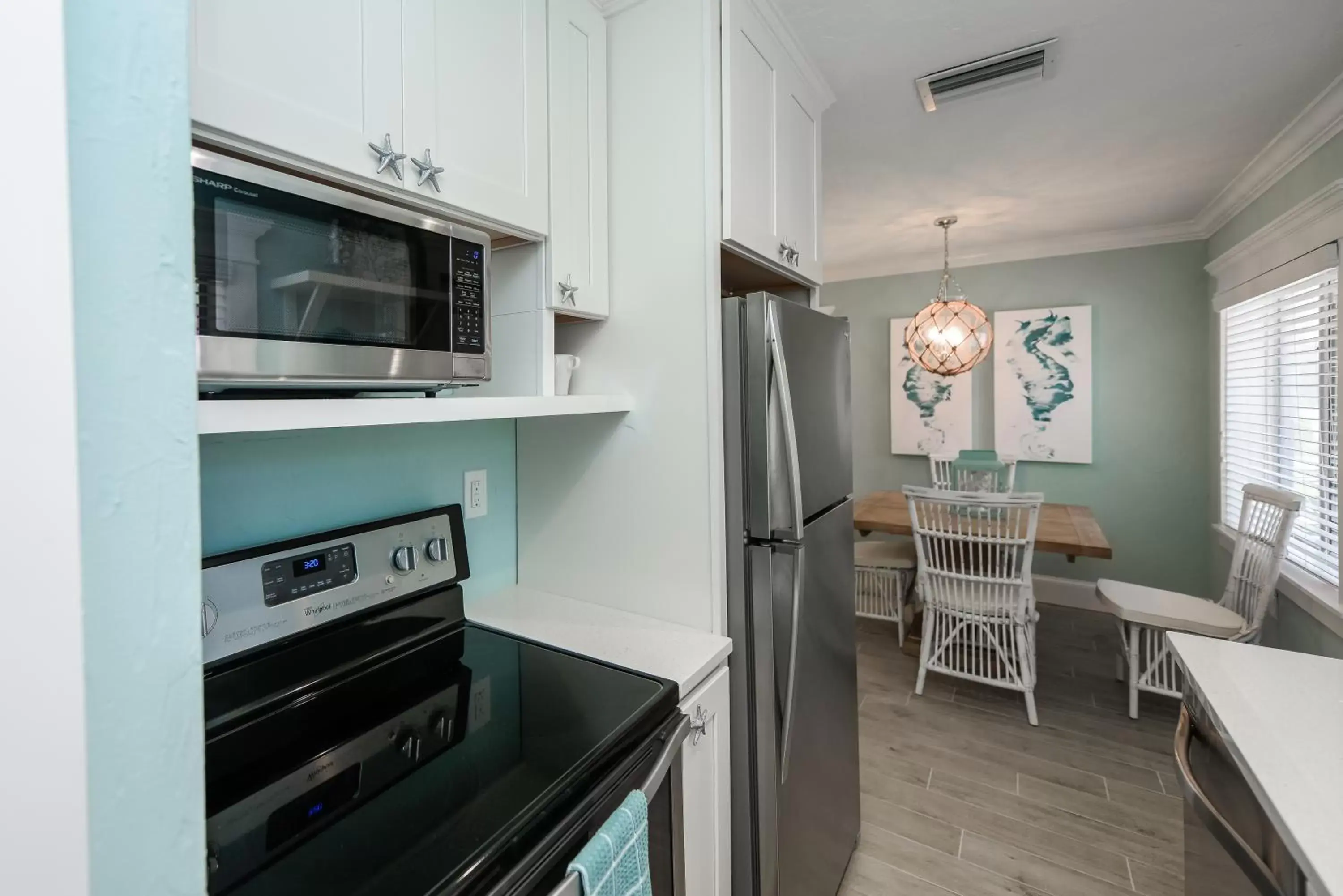 Tropical Breeze Resort Tropical Breeze Resort