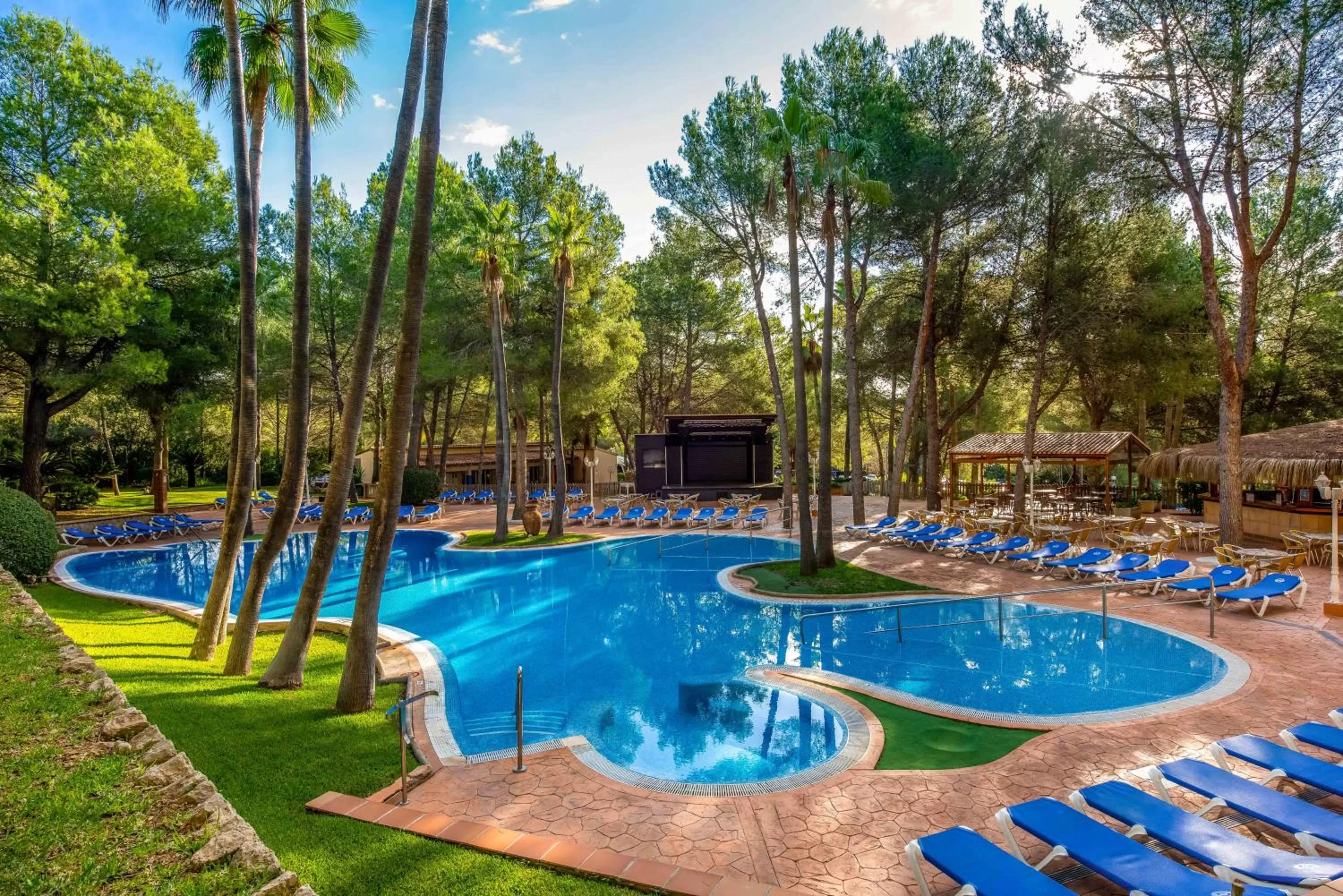 Day in Valentin Grand Park Suite Hotel