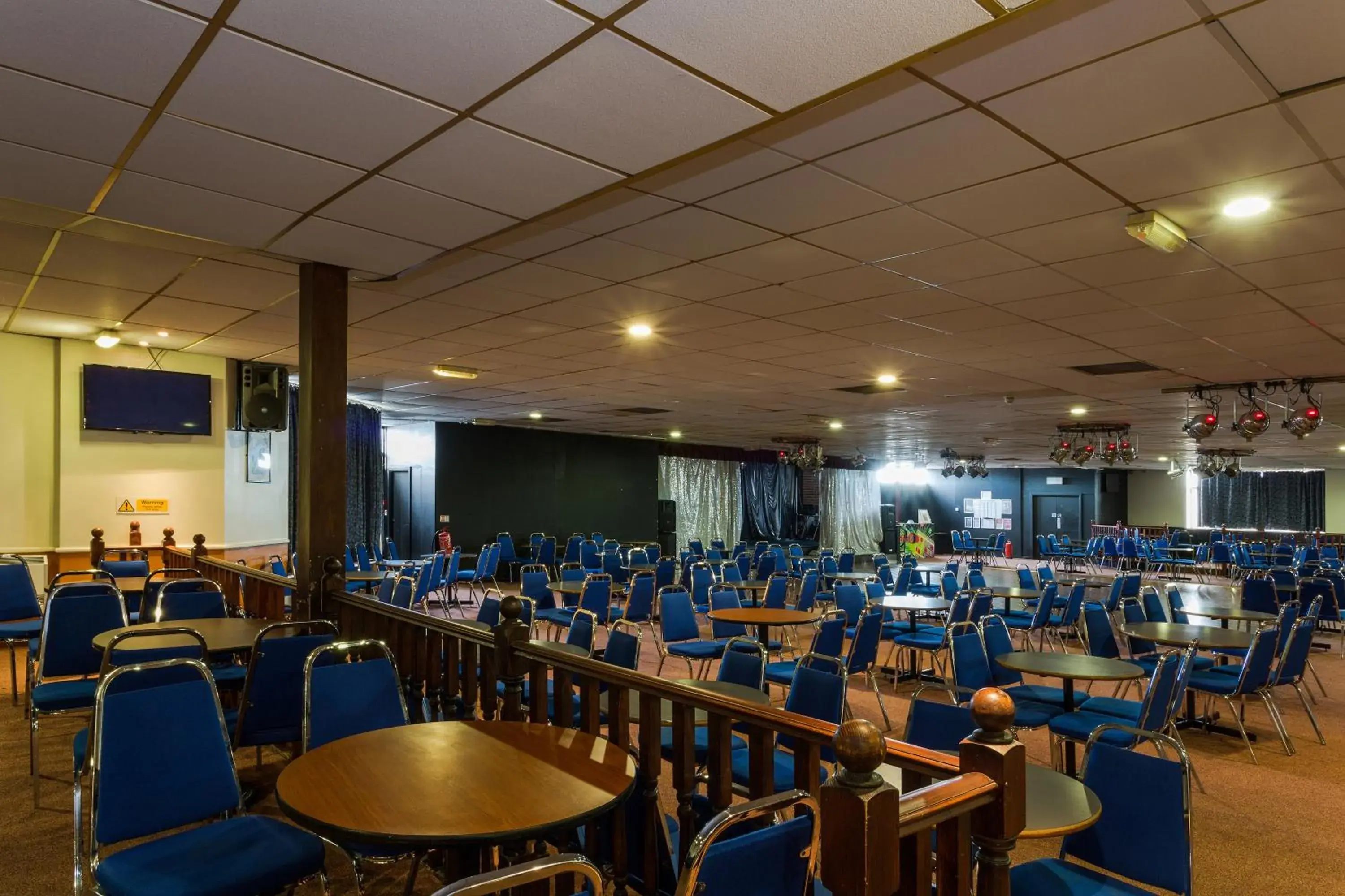 Banquet/Function facilities, Restaurant/Places to Eat in The Grand Burstin Hotel