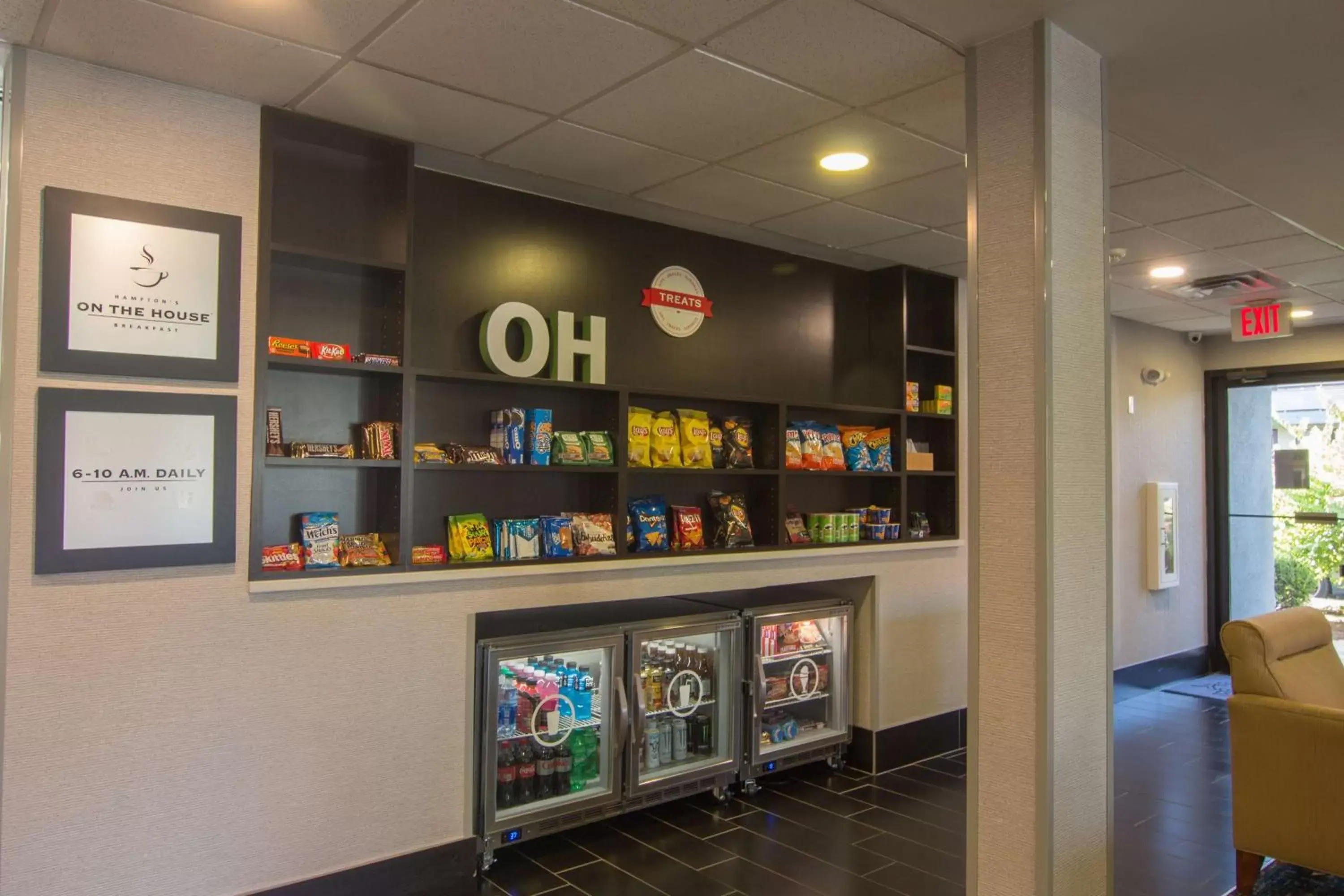 Restaurant/places to eat in Hampton Inn Medina Restaurant/places to eat in Hampton Inn Medina