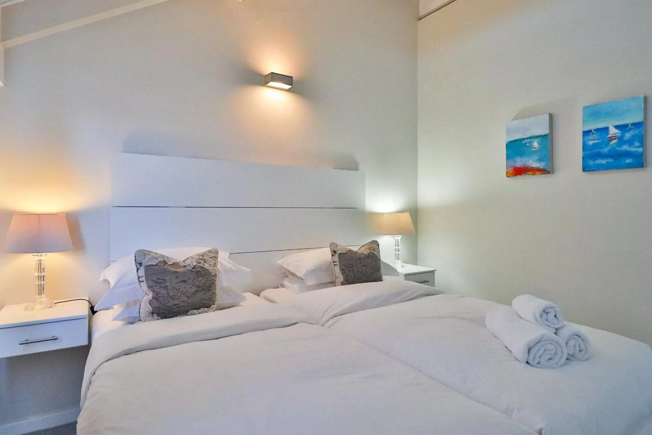 Bedroom, Bed in Whale Coast All-Suite-Hotel - DCC Hotel Group