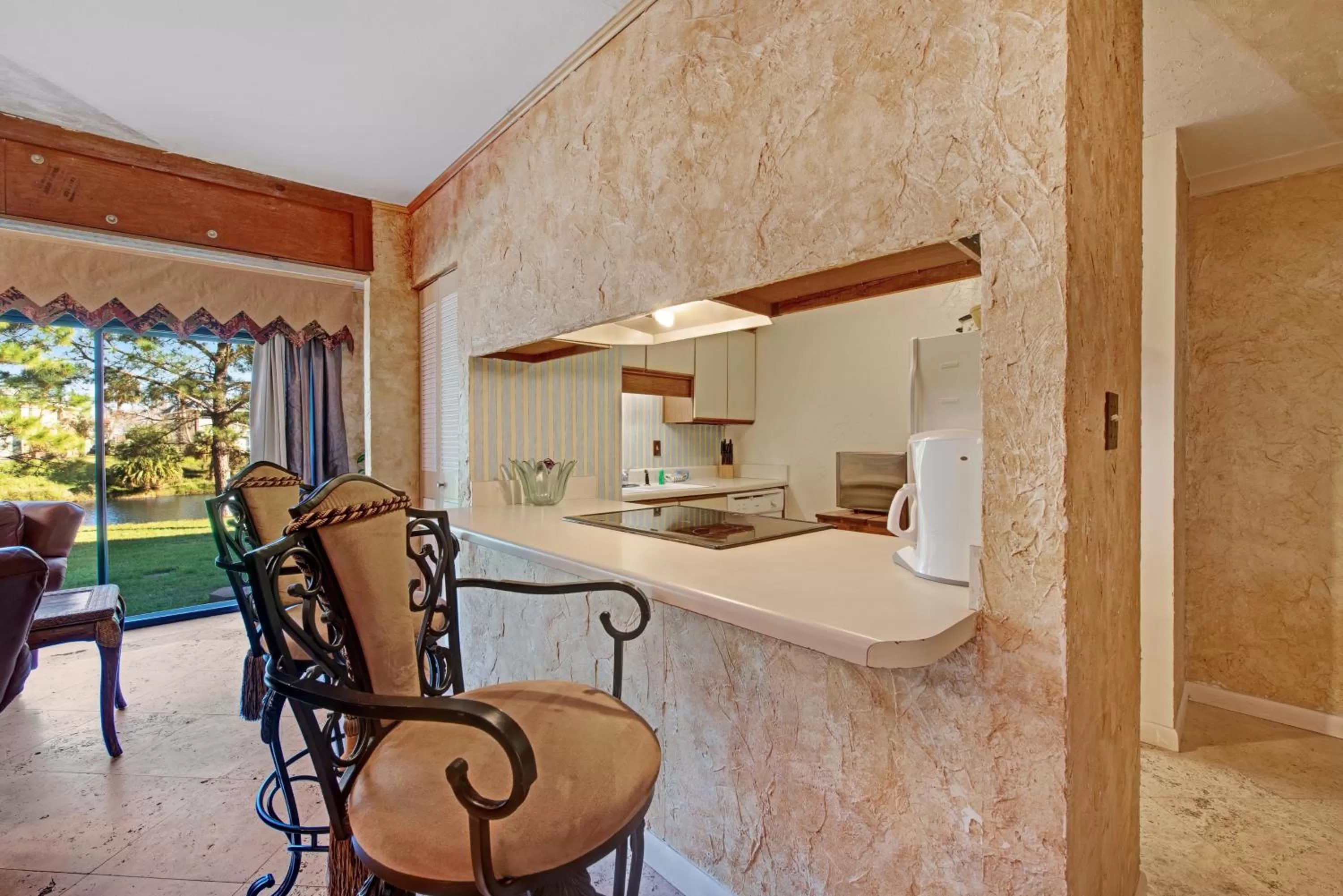 Kitchen/Kitchenette in Gulf Terrace 181