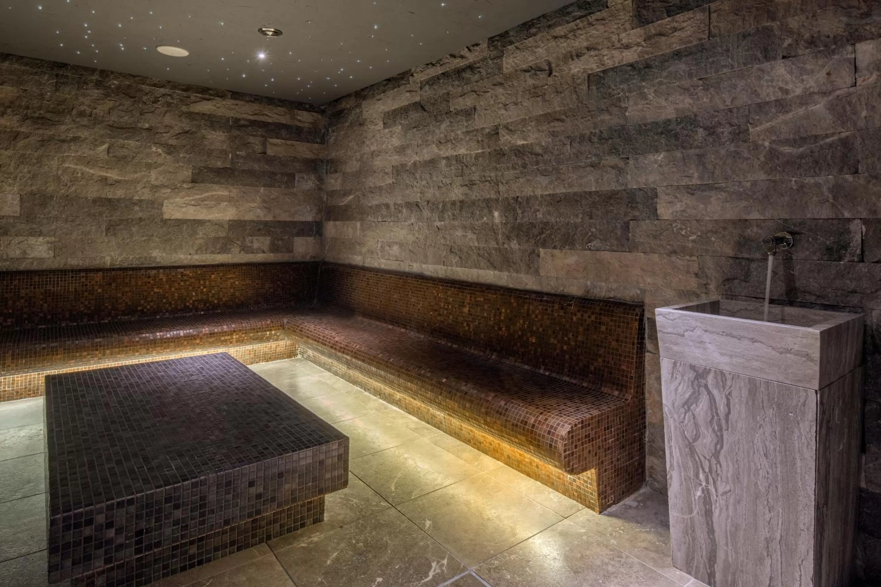 Massage in Amara - Sea Your Only View™