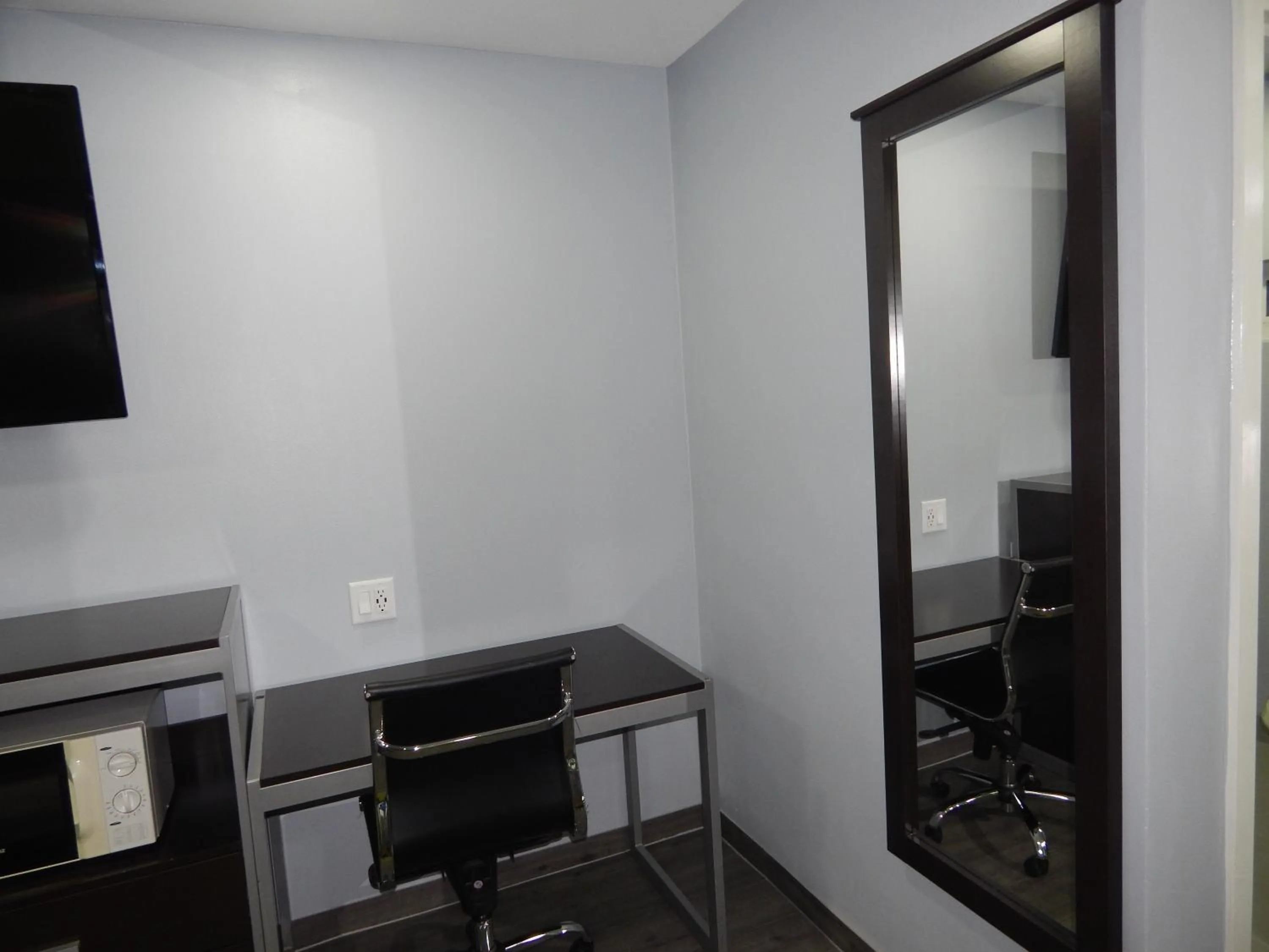 Living room in Executive Inn Fort Stockton