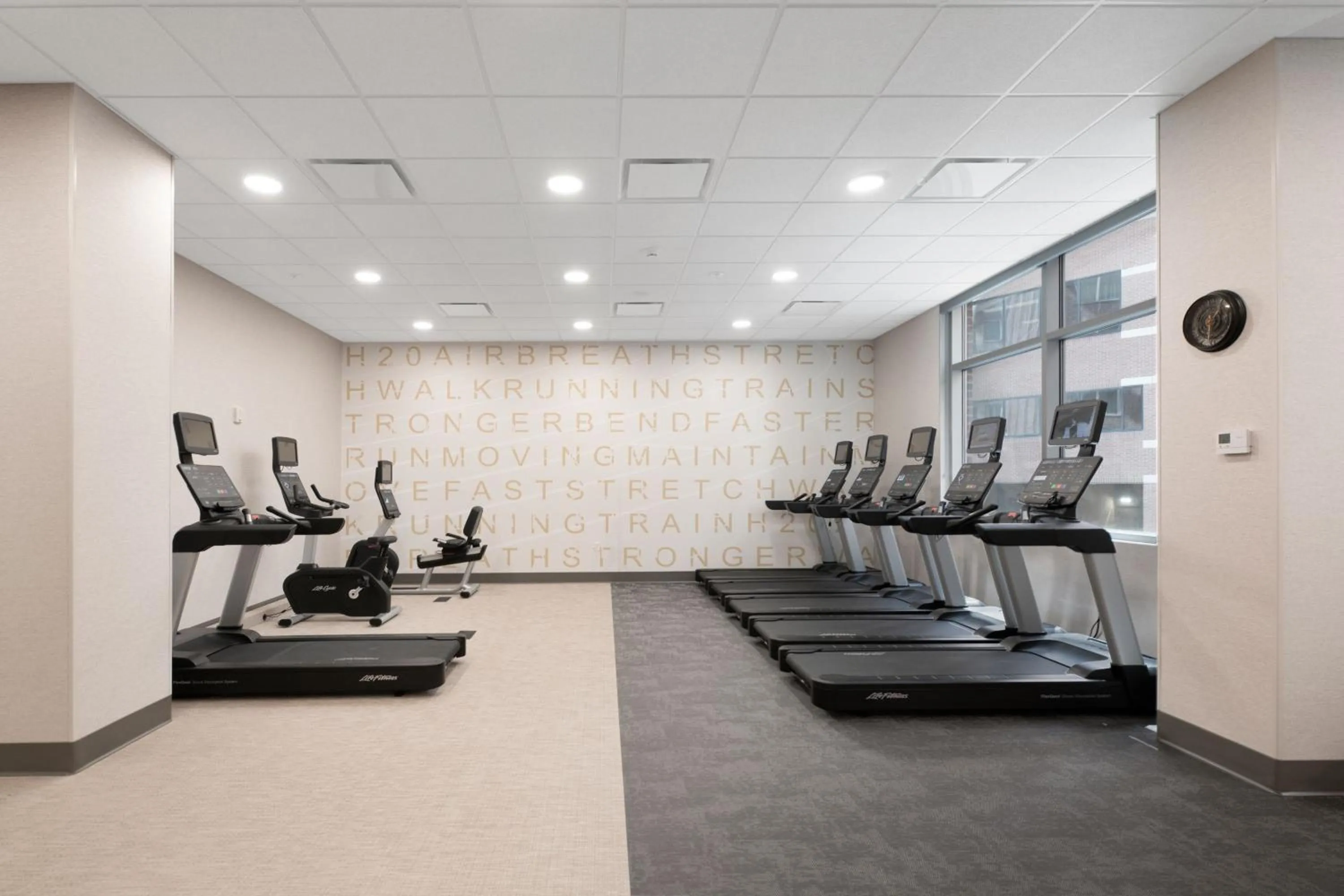 Fitness centre/facilities in Residence Inn by Marriott St Louis Clayton