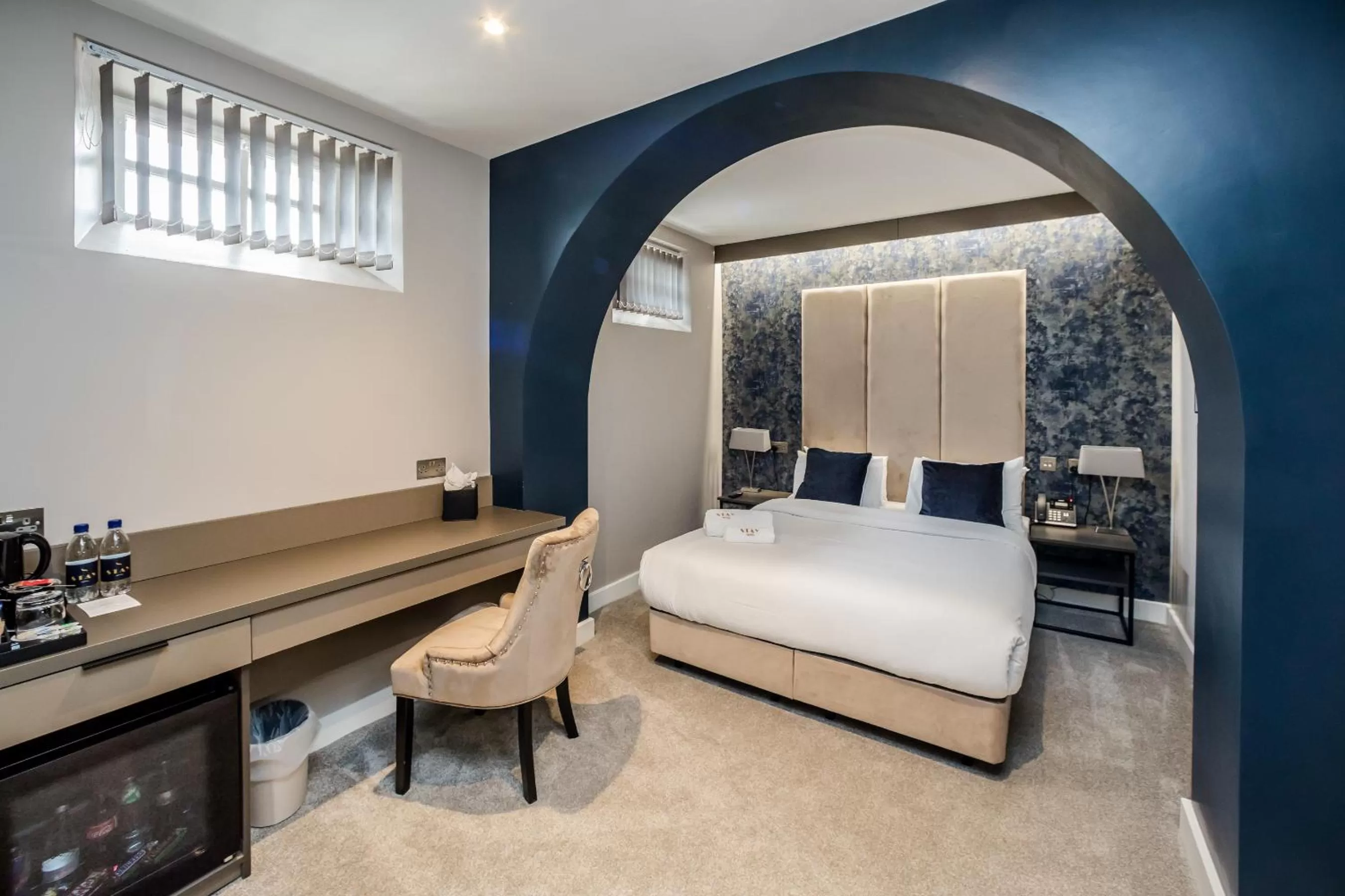 Standard Queen Room in Stay Hotel