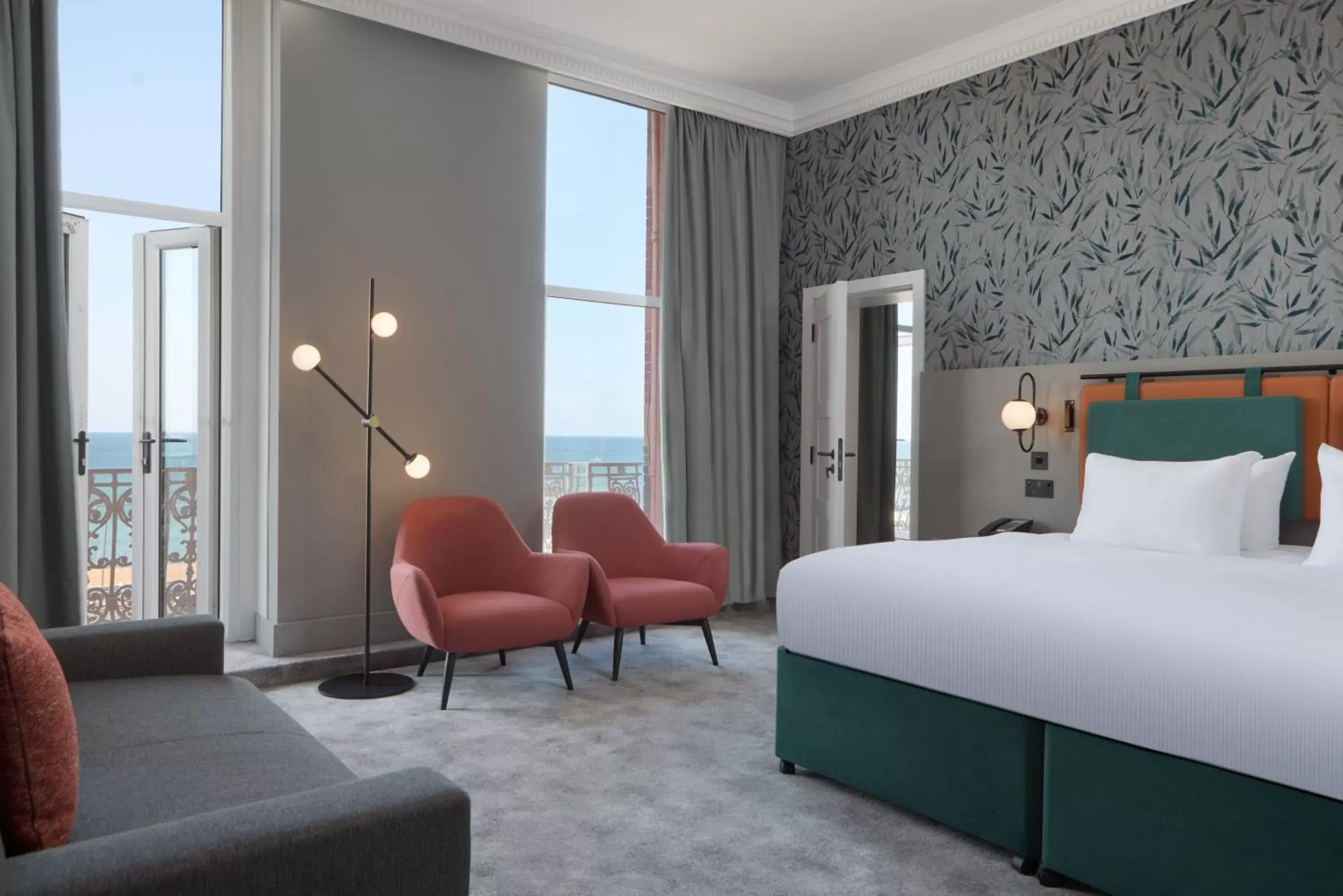One-Bedroom King Suite with Balcony and View in DoubleTree By Hilton Brighton Metropole