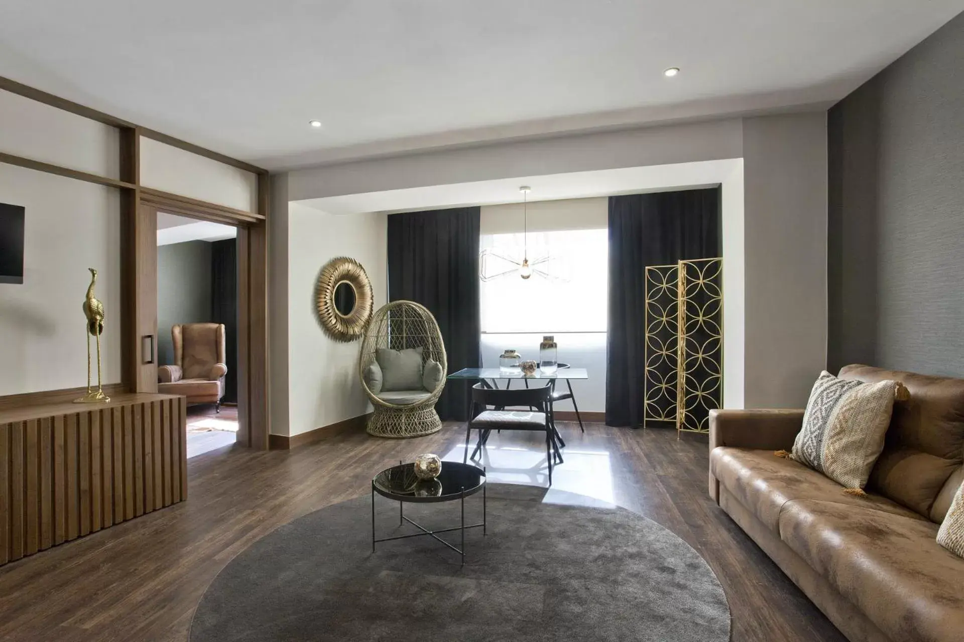 Living room in Hotel Tres Reyes Pamplona Living room in Hotel Tres Reyes Pamplona