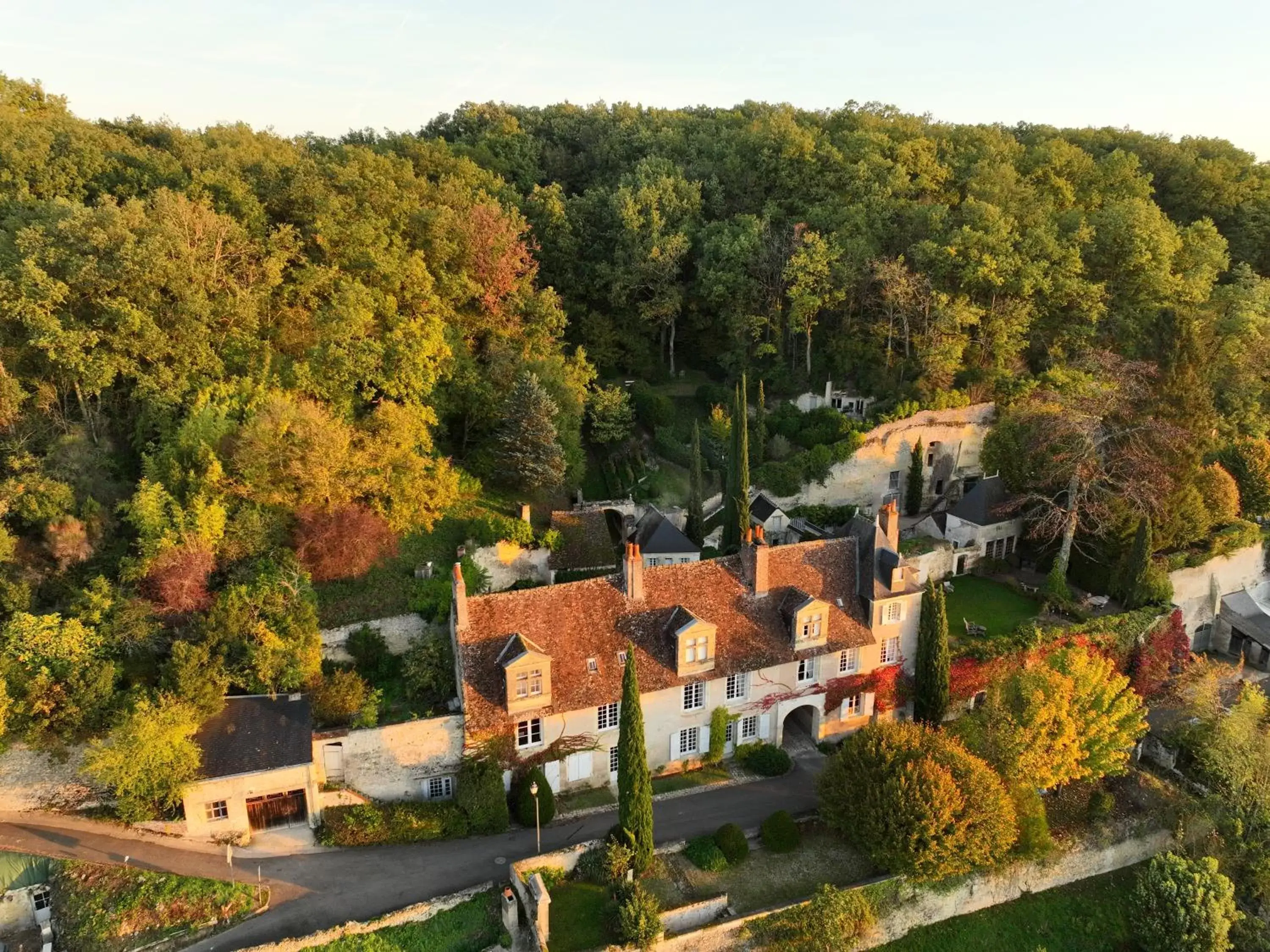 Property building, Bird's-eye View in Château de Nazelles Amboise