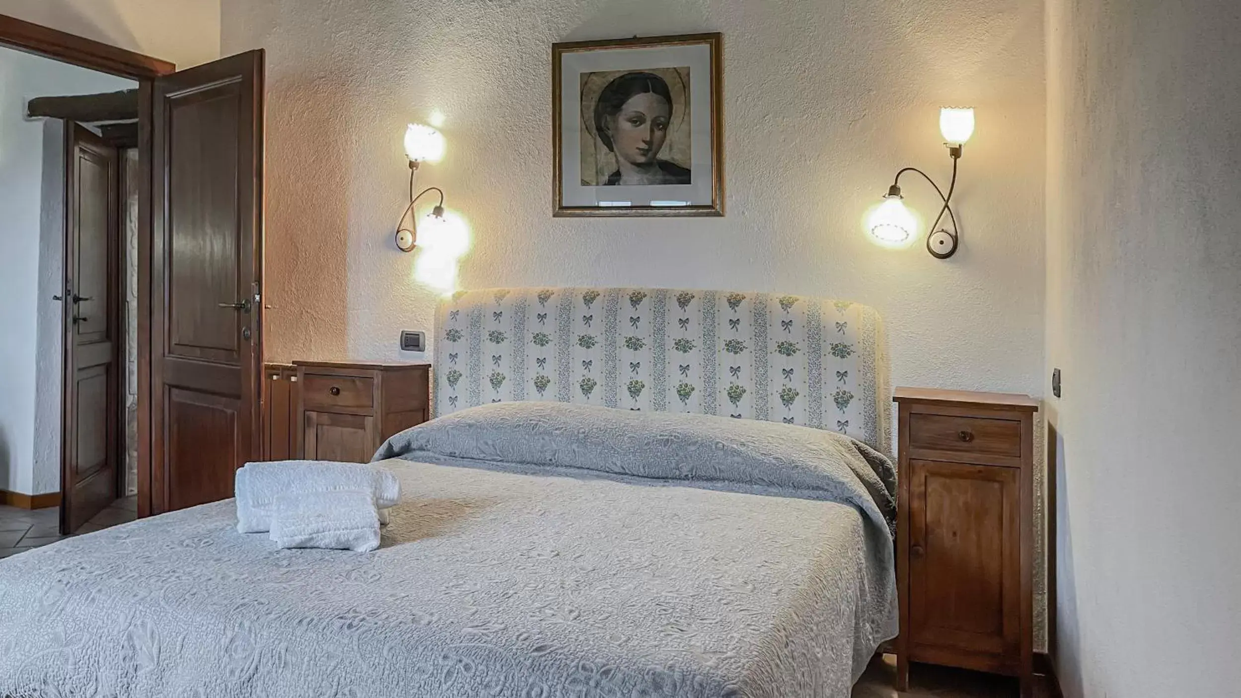 Bed in Borgo San Valentino