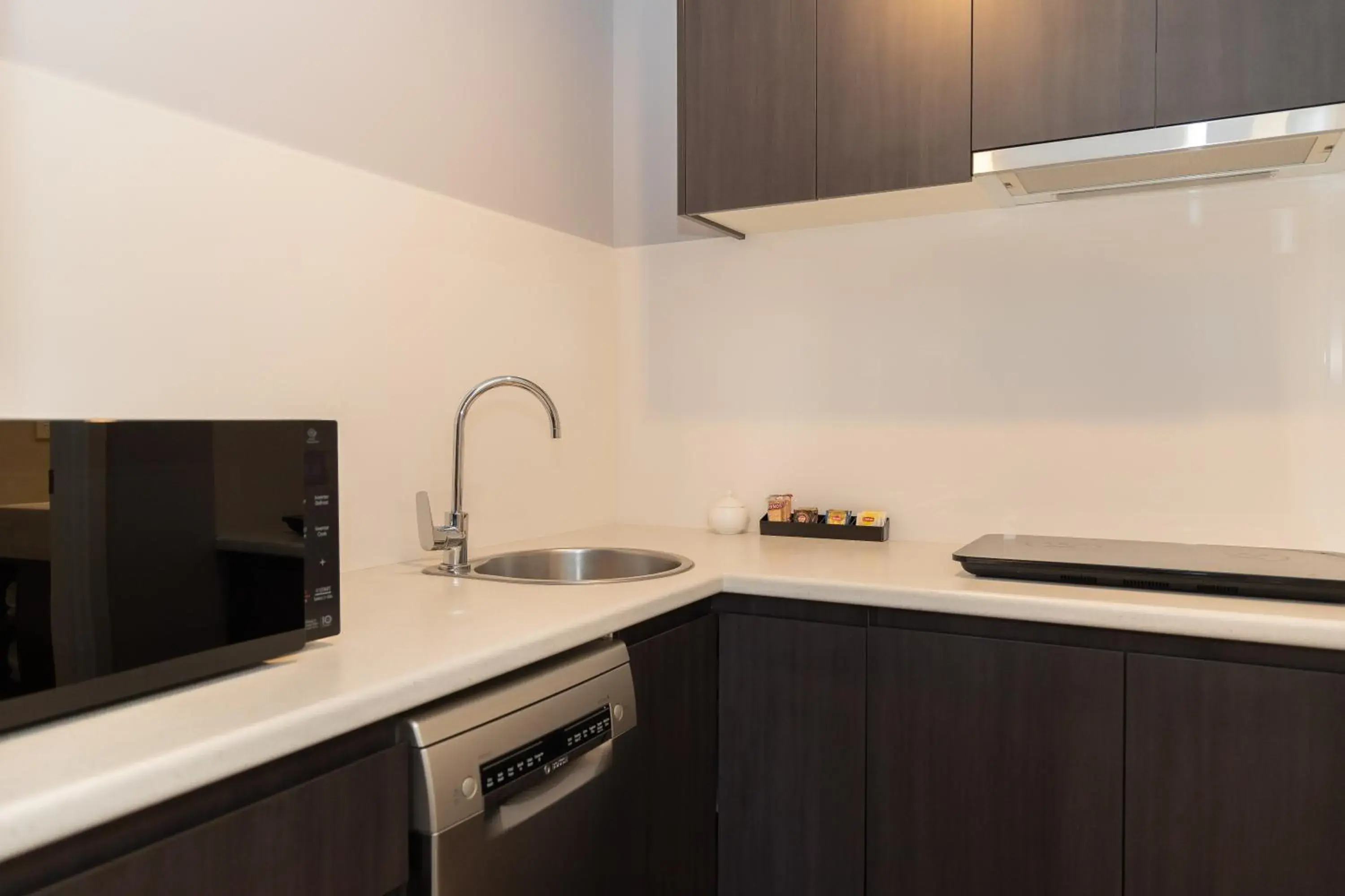 Kitchen/Kitchenette in Dog Rock Motel