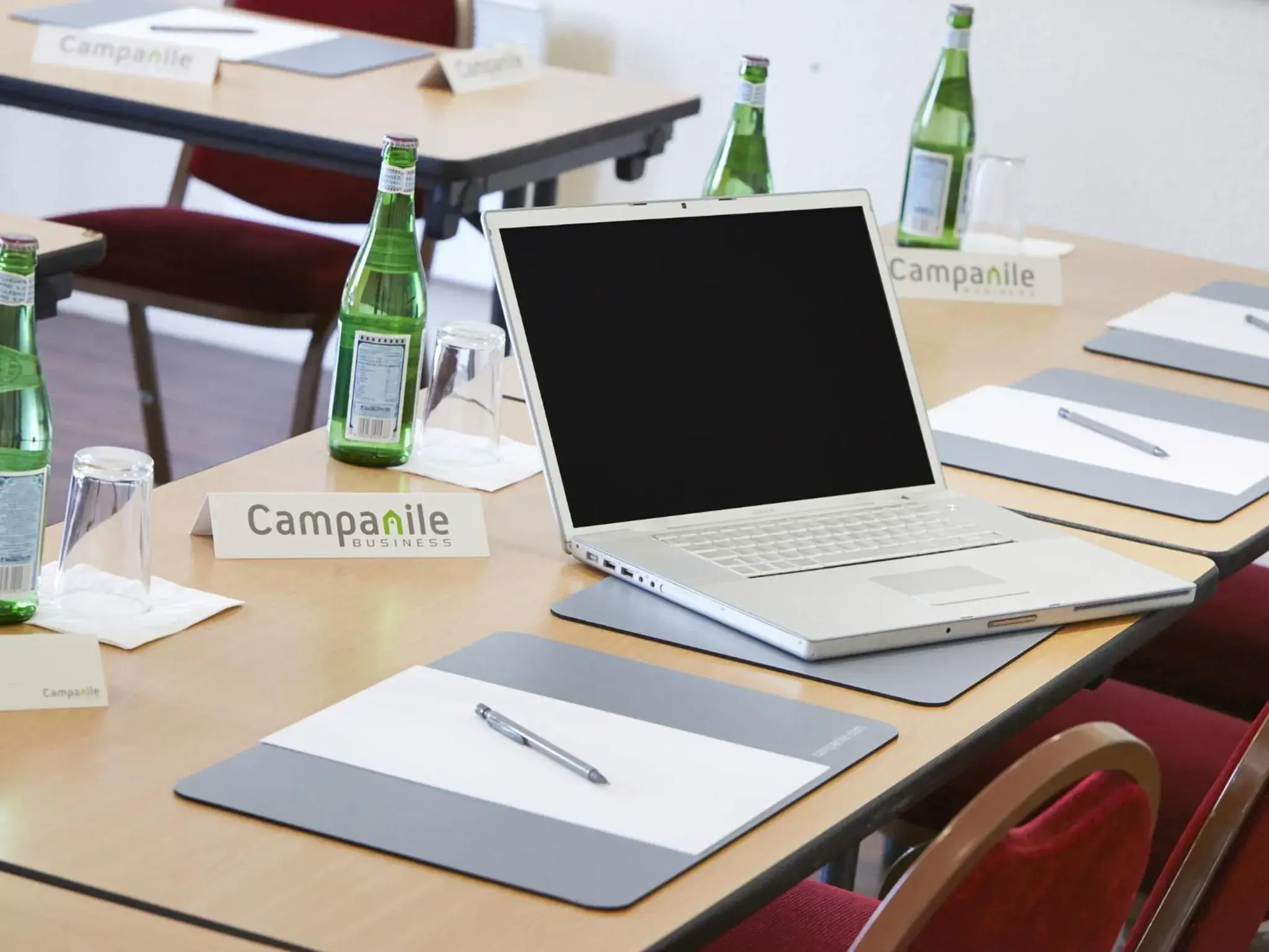 Meeting/conference room, Business Area/Conference Room in Campanile Versailles Buc