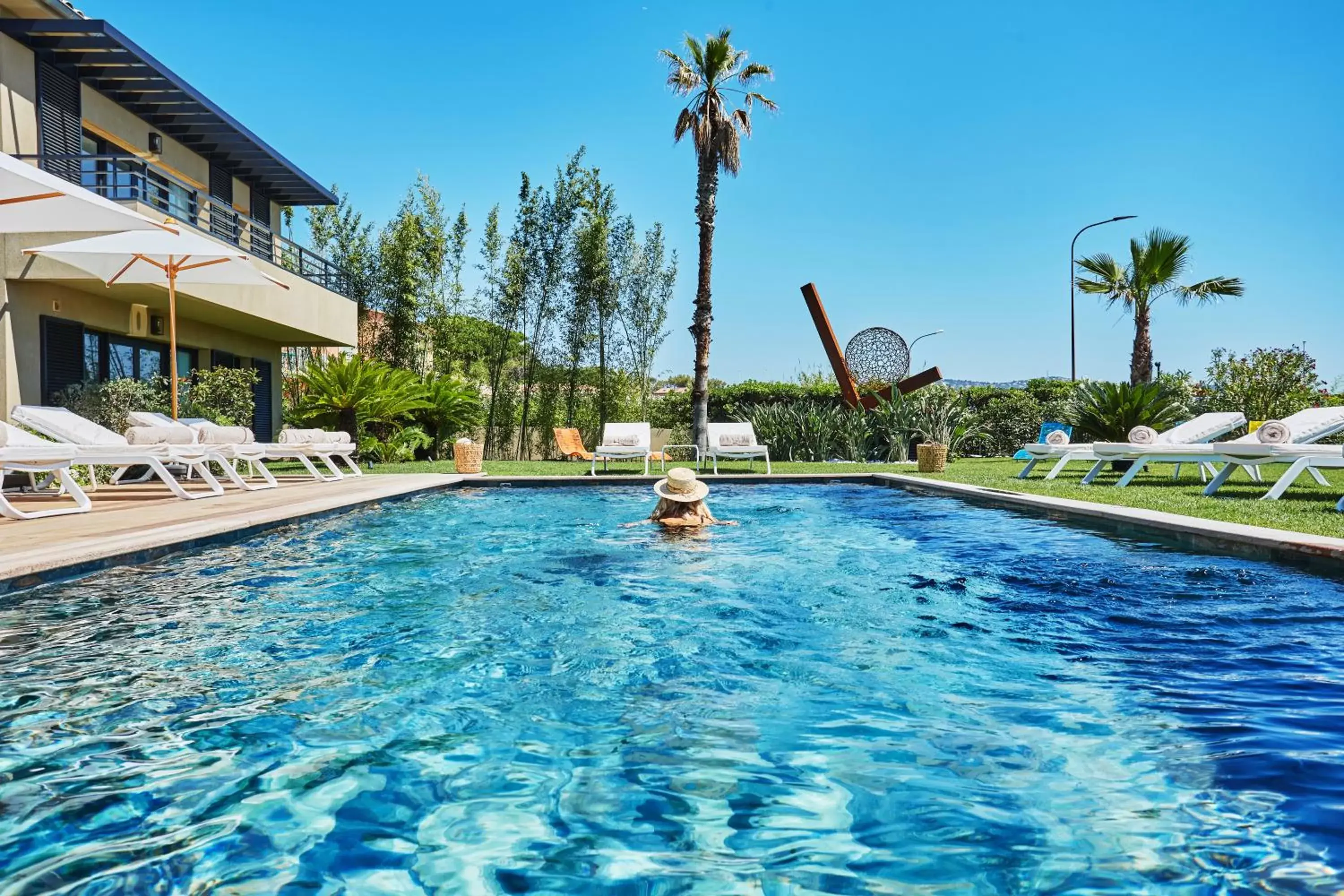 People, Swimming Pool in EDEN HÔTEL