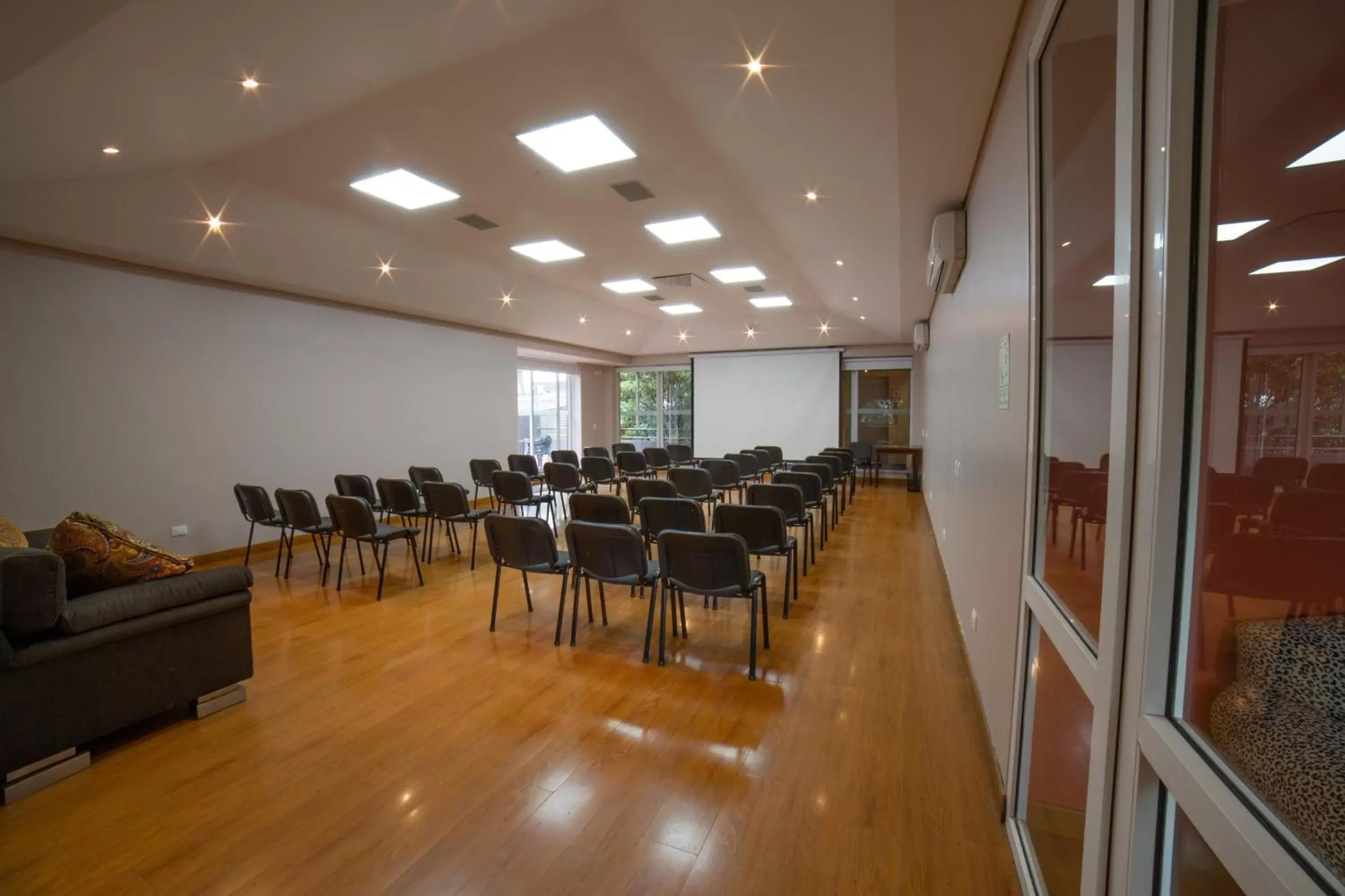 Meeting/conference room in Hotel Portón Bogota