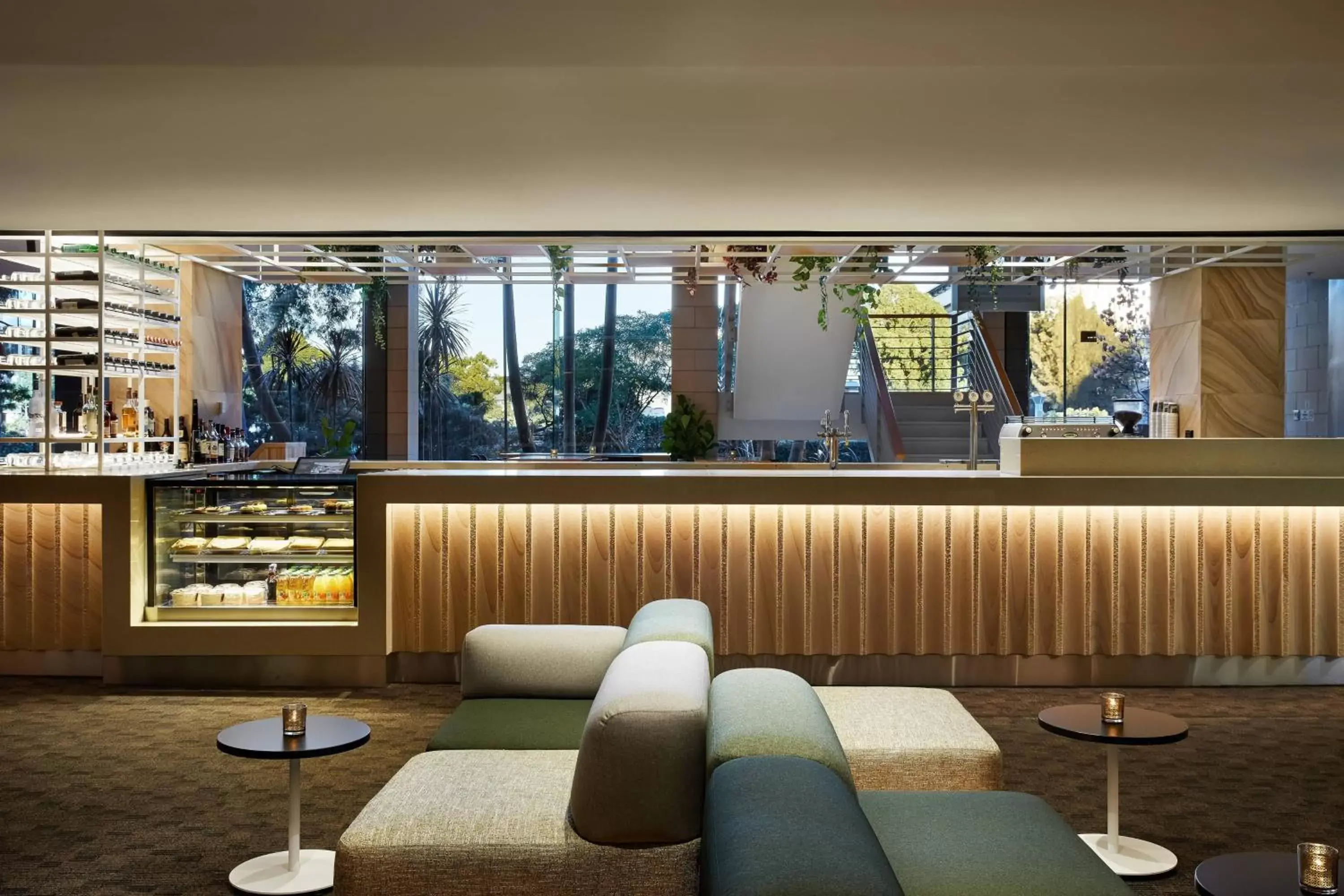 Restaurant/places to eat, Lounge/Bar in Courtyard by Marriott Sydney-North Ryde