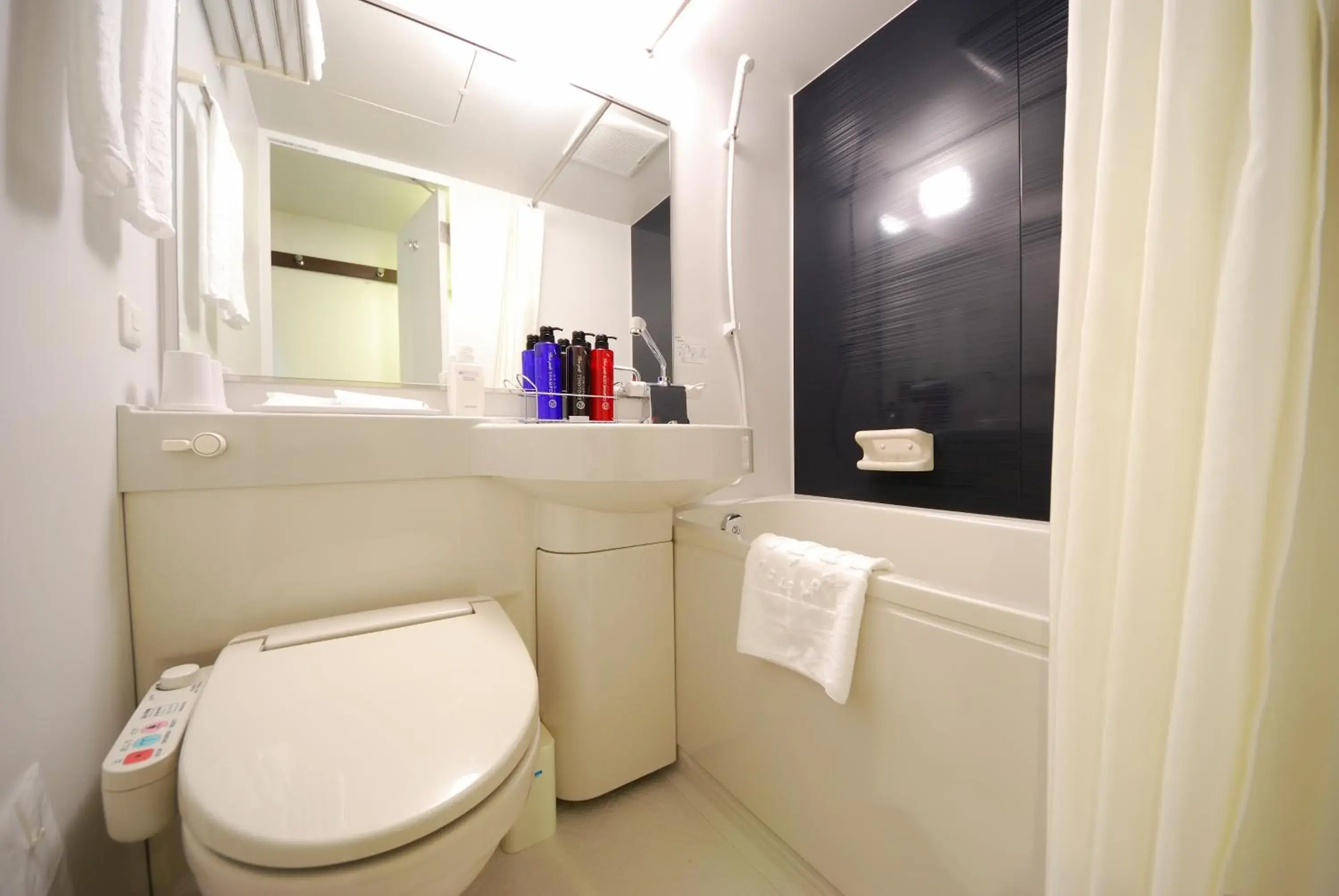 Toilet, Bathroom in Sotetsu Fresa Inn Hamamatsucho-Daimon