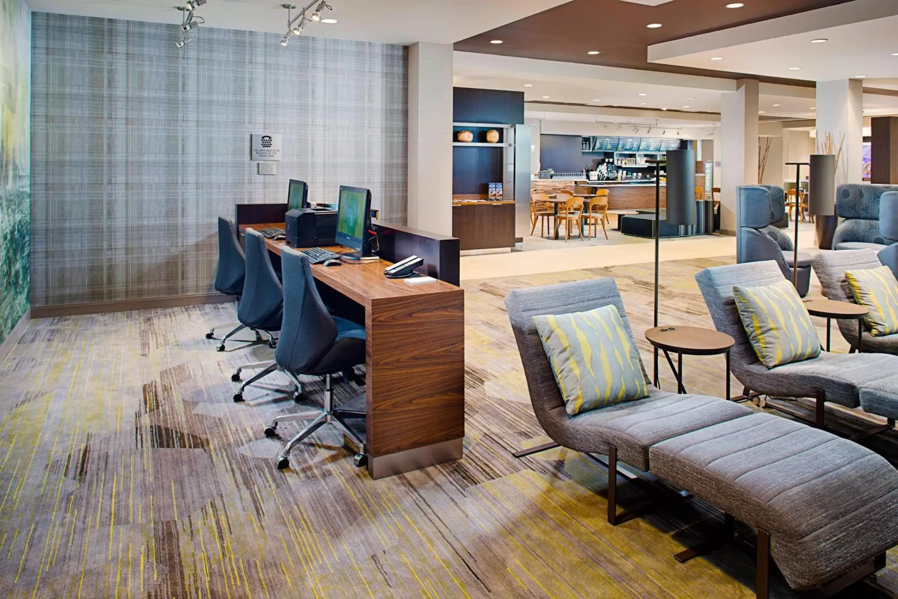 Business facilities in Courtyard by Marriott Dallas Carrollton and Carrollton Conference Center