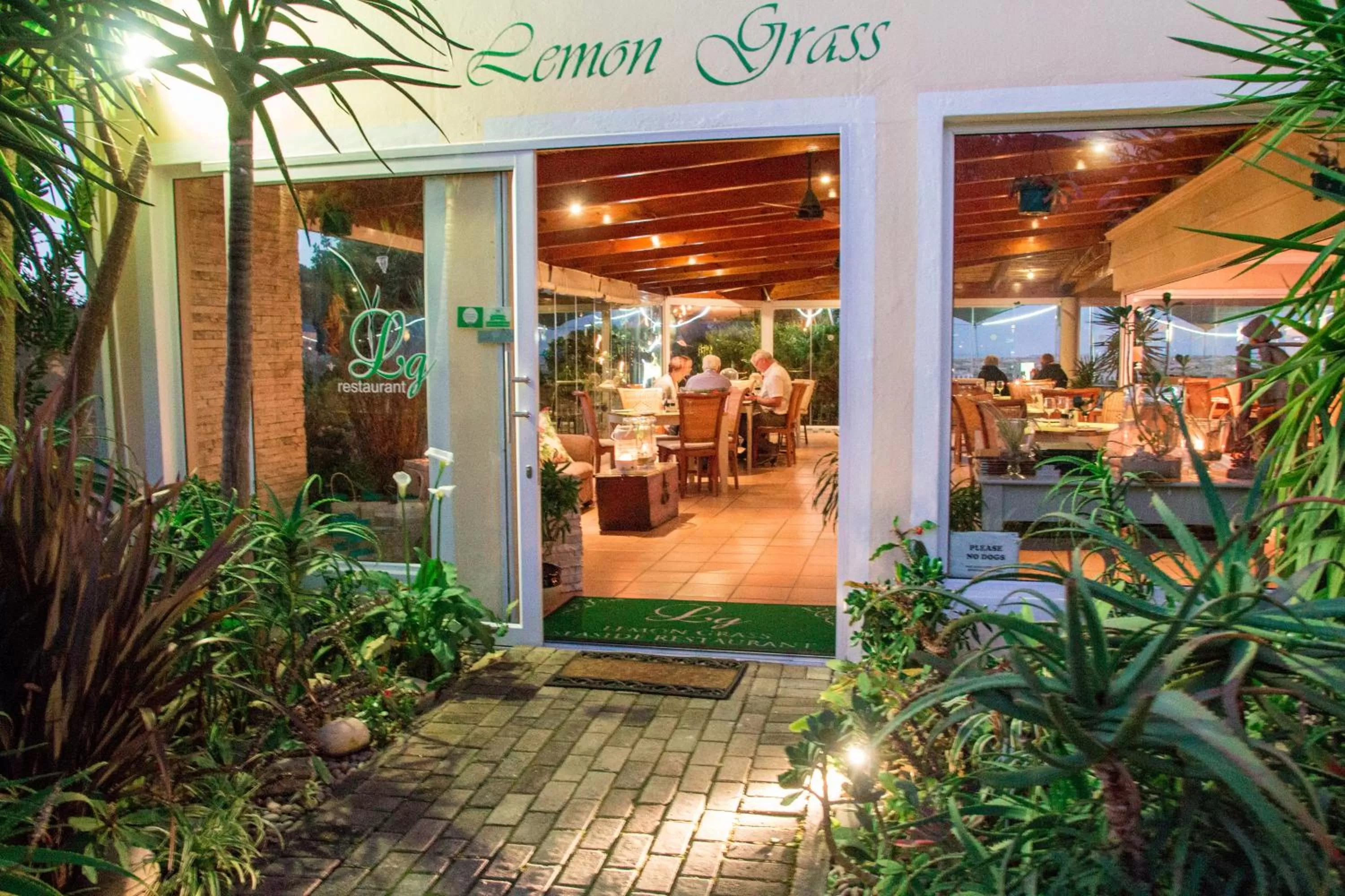 Restaurant/places to eat in Milkwood Manor on Sea