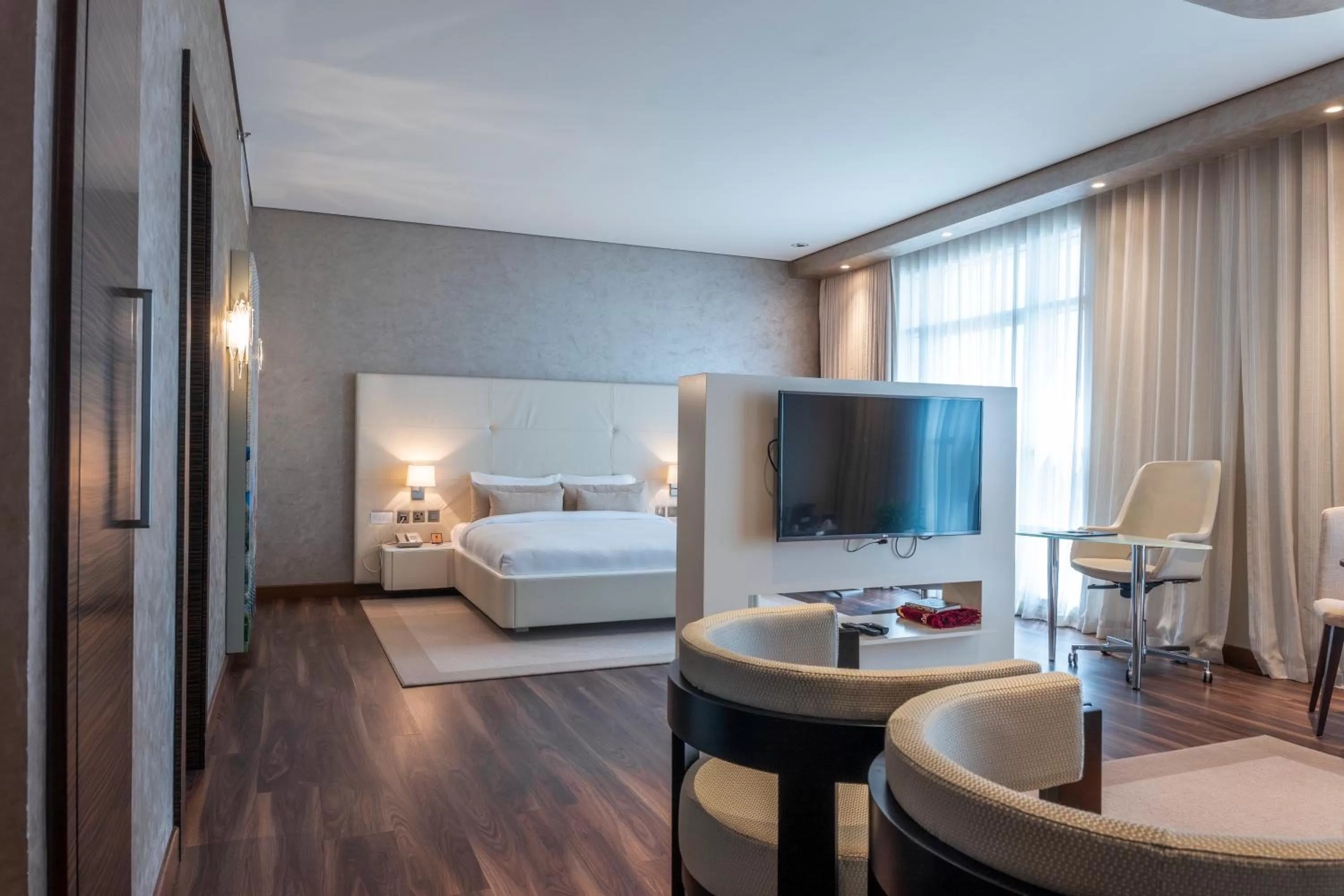 Living room, Bed in Remal Hotel & Villas Al Dhannah City