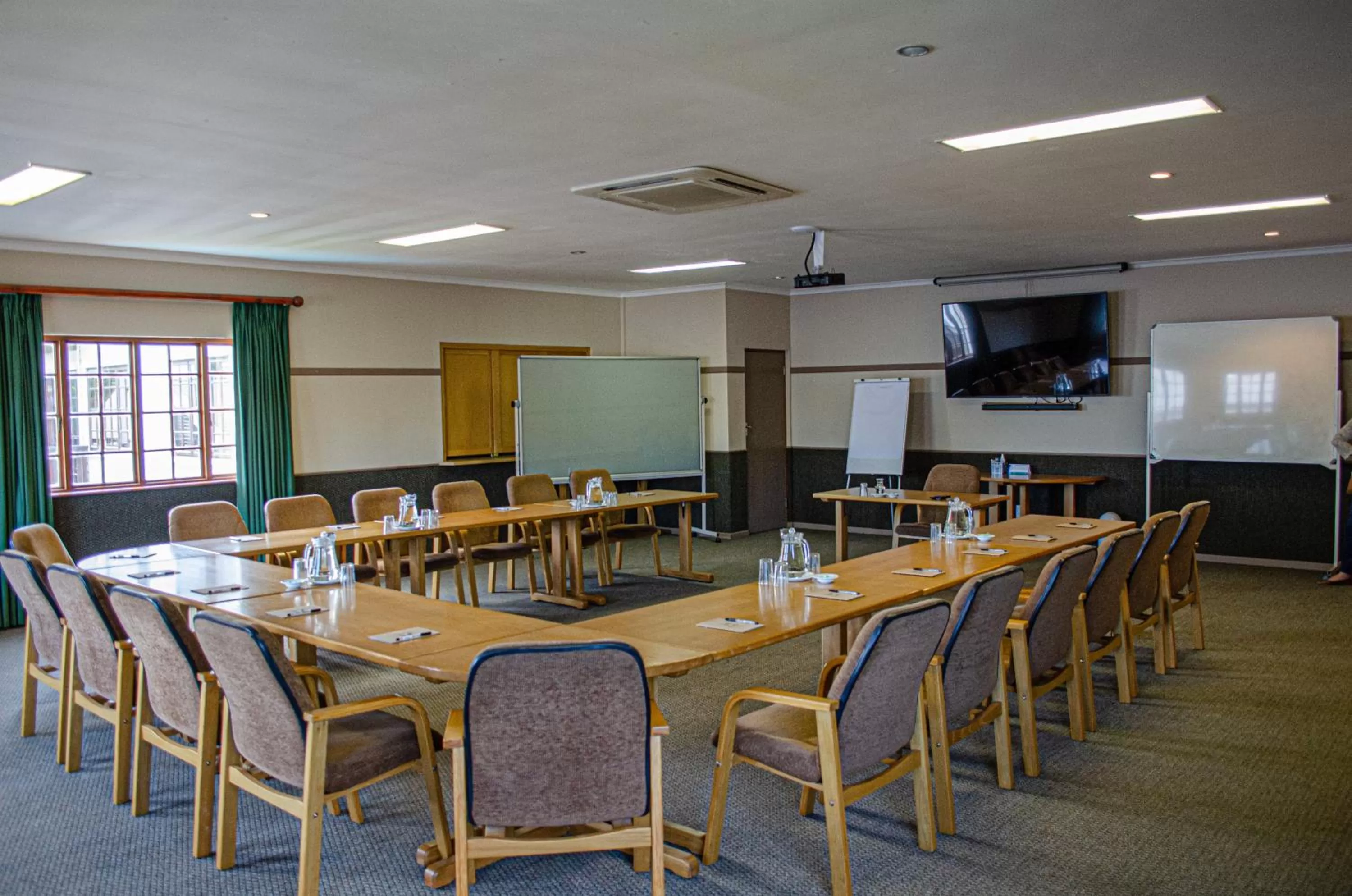 Meeting/conference room in Loerie Guest Lodge